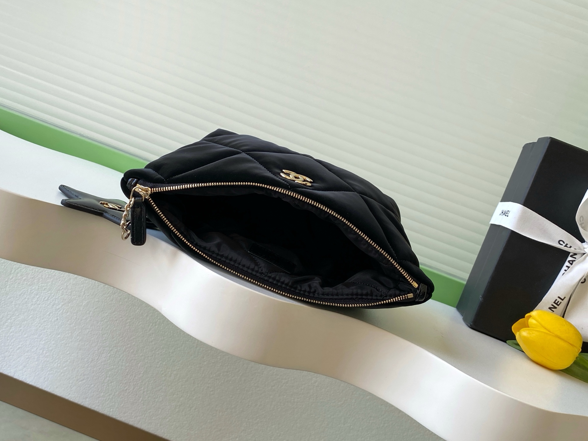 Chanel Clutch Bag L-s