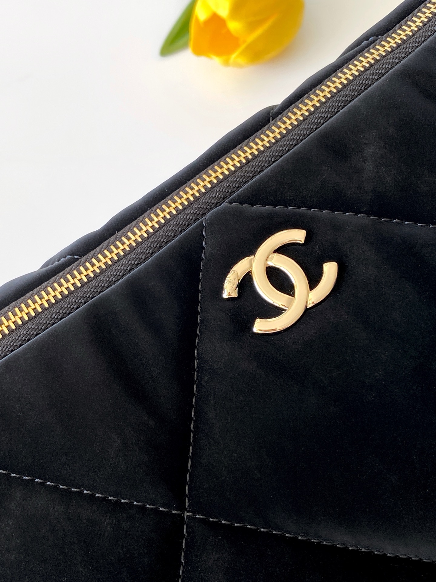 Chanel Clutch Bag L-s