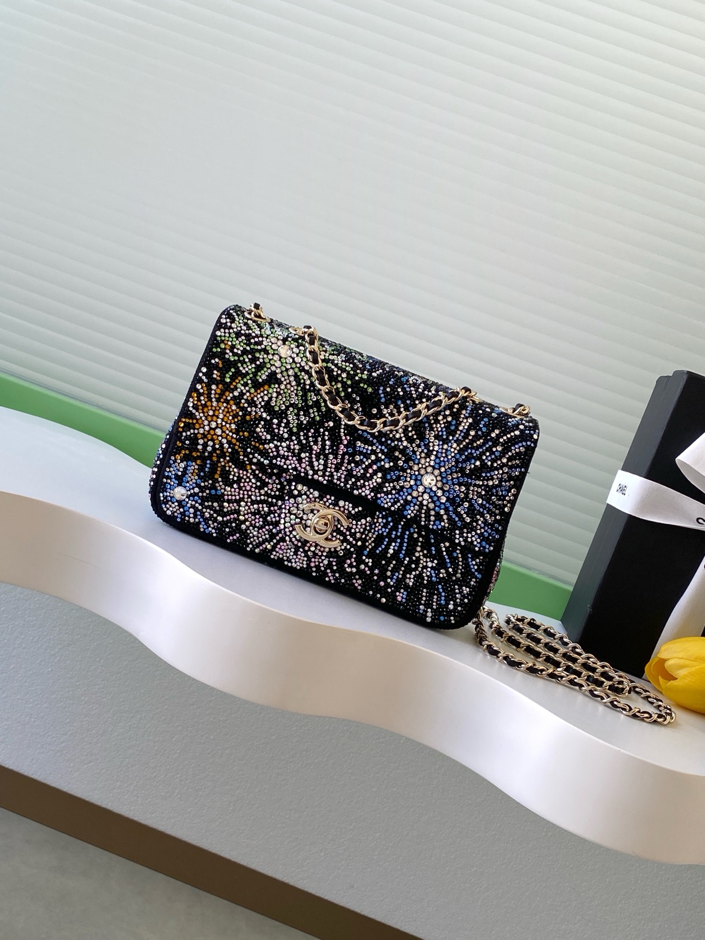 Chanel Basic Bag Black L-s