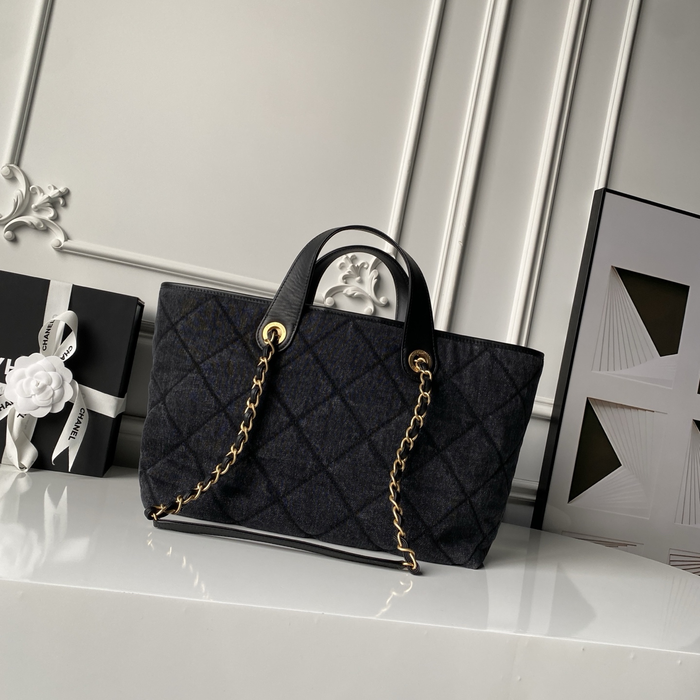 Chanel Tote Bag Cow Leather L-s