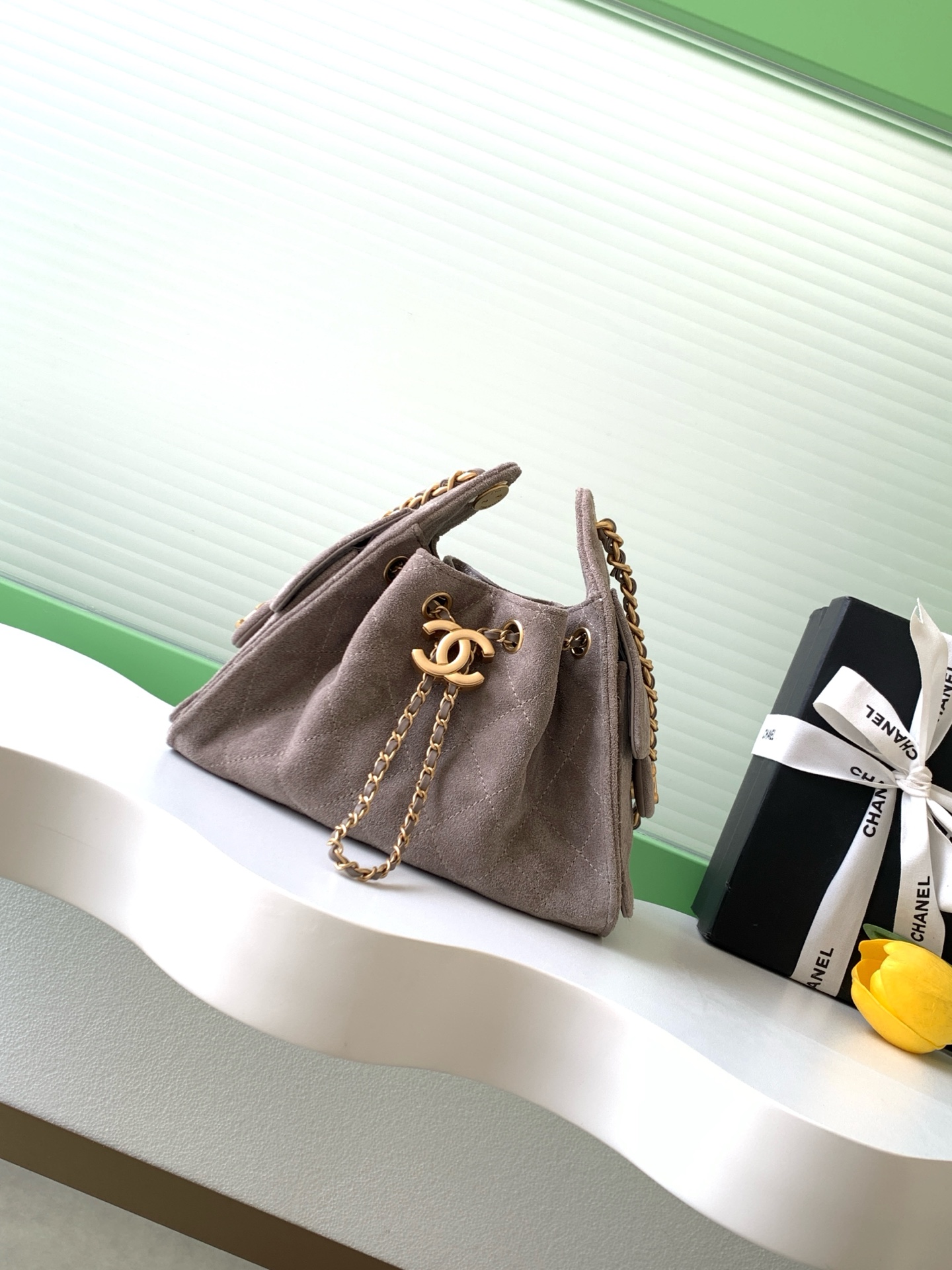Chanel Bucket Bag L-s