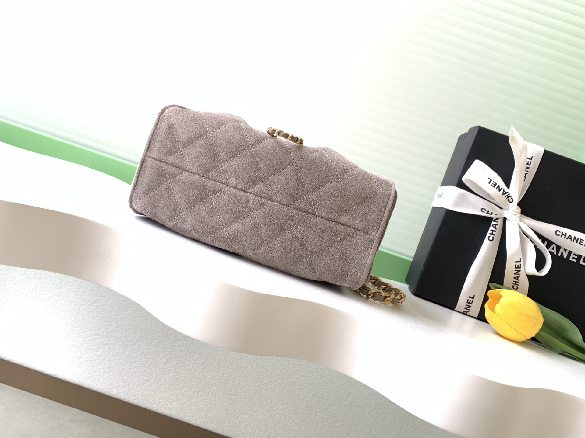 Chanel Bucket Bag L-s