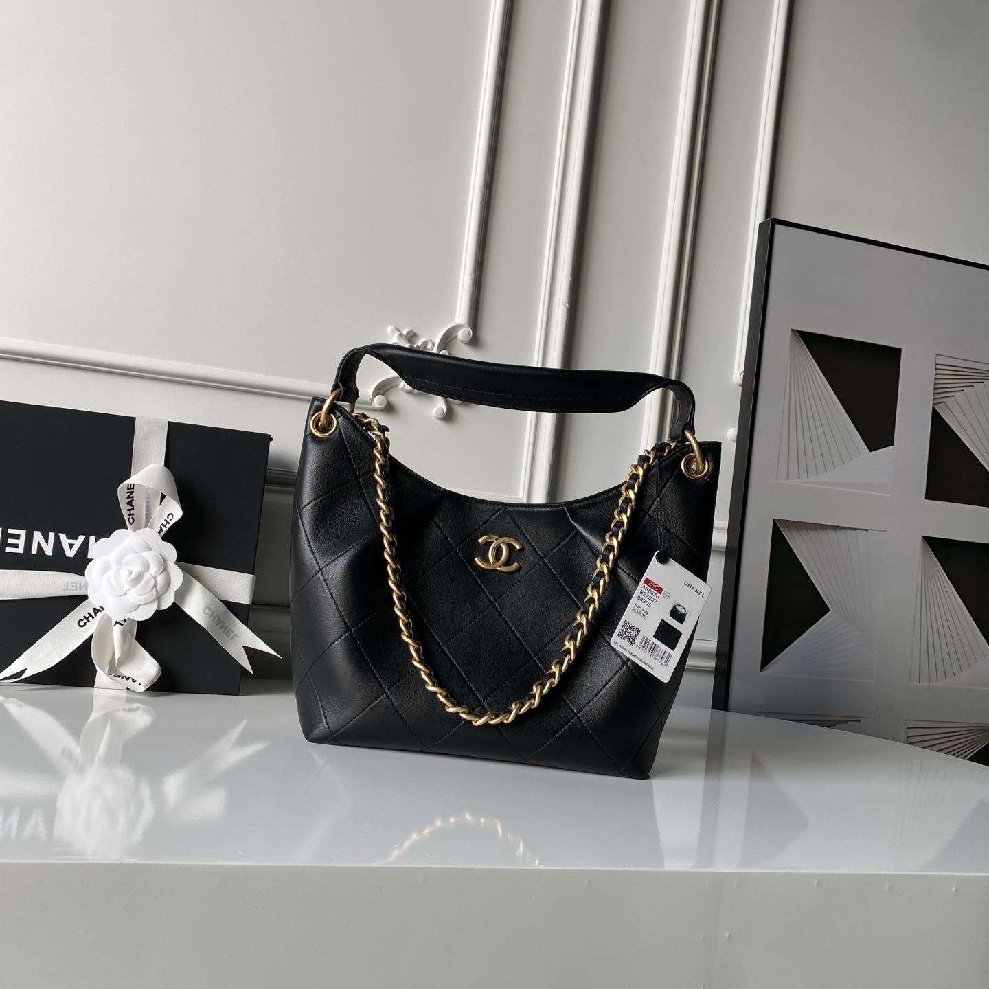 Chanel Basic Bag Cow Leather Gold 10cm-l-s