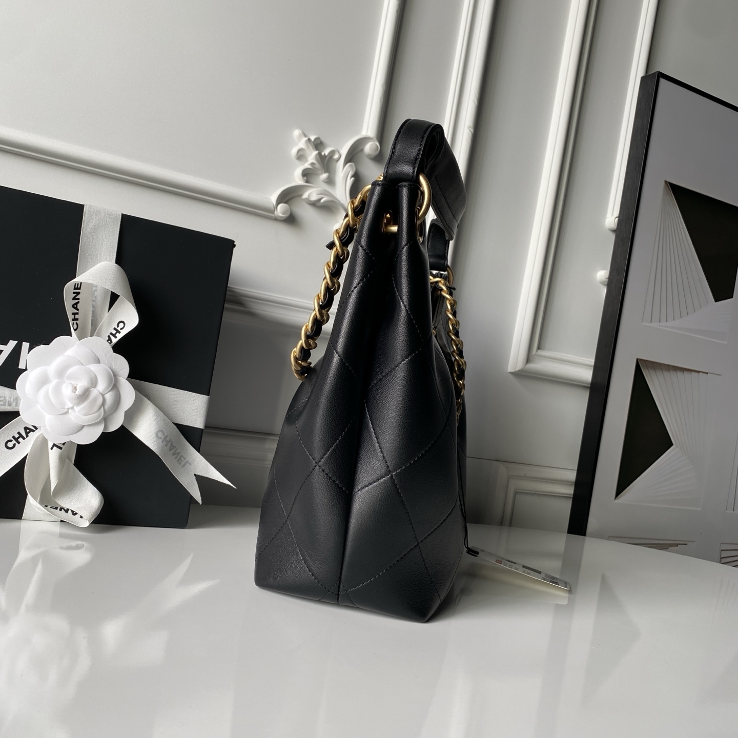 Chanel Basic Bag Cow Leather Gold 10cm-l-s