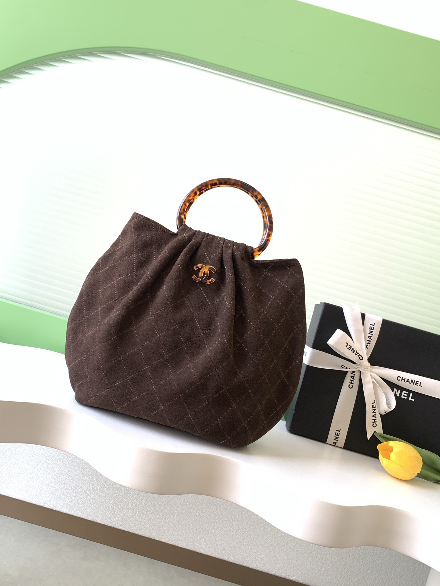 Chanel Basic Bag L-s