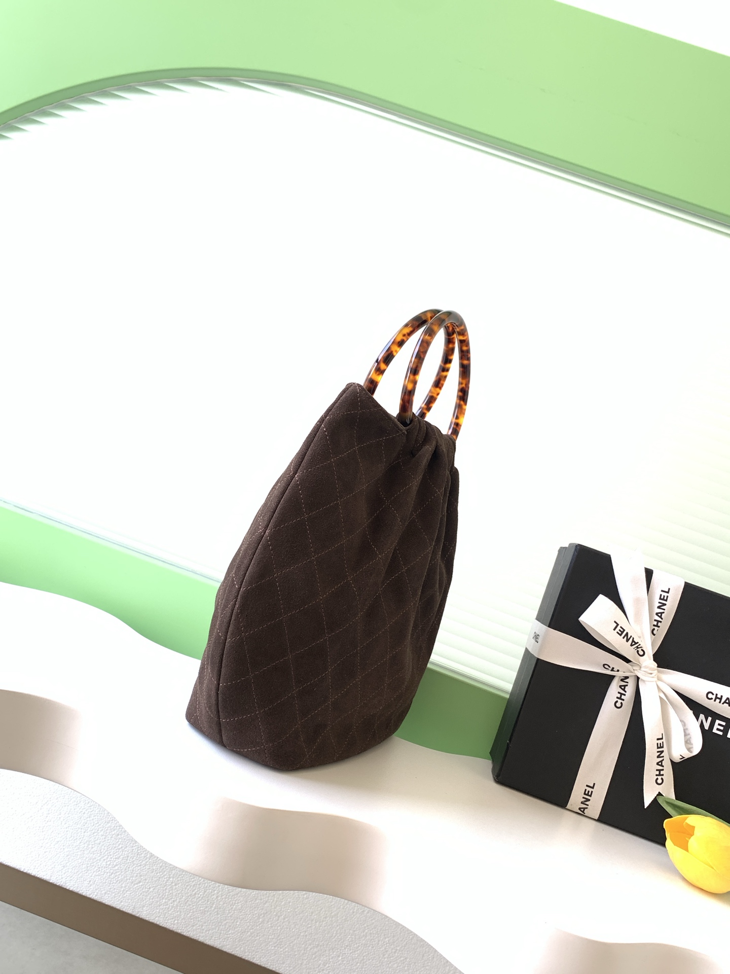 Chanel Basic Bag L-s