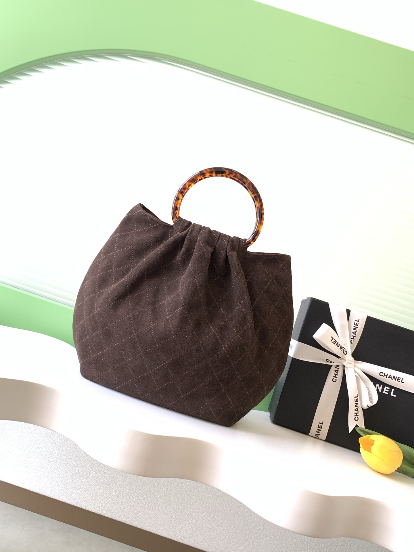 Chanel Basic Bag L-s