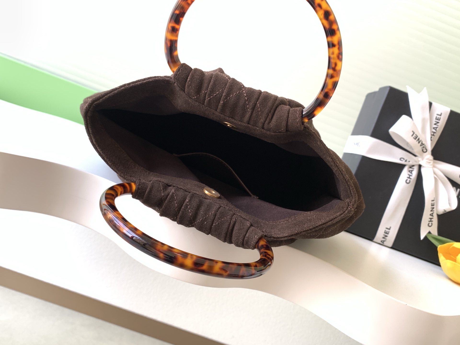 Chanel Basic Bag L-s