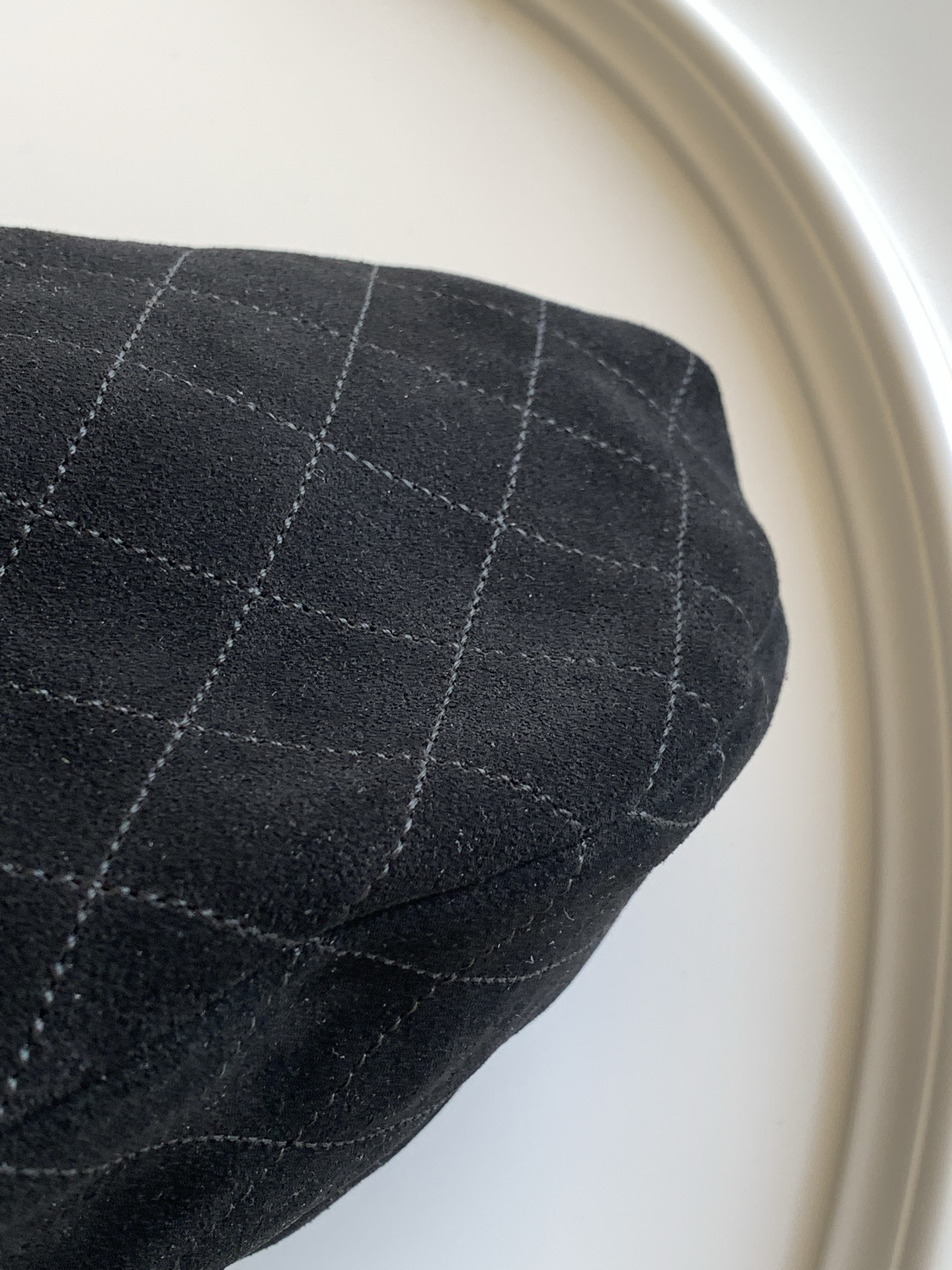 Chanel Basic Bag L-s