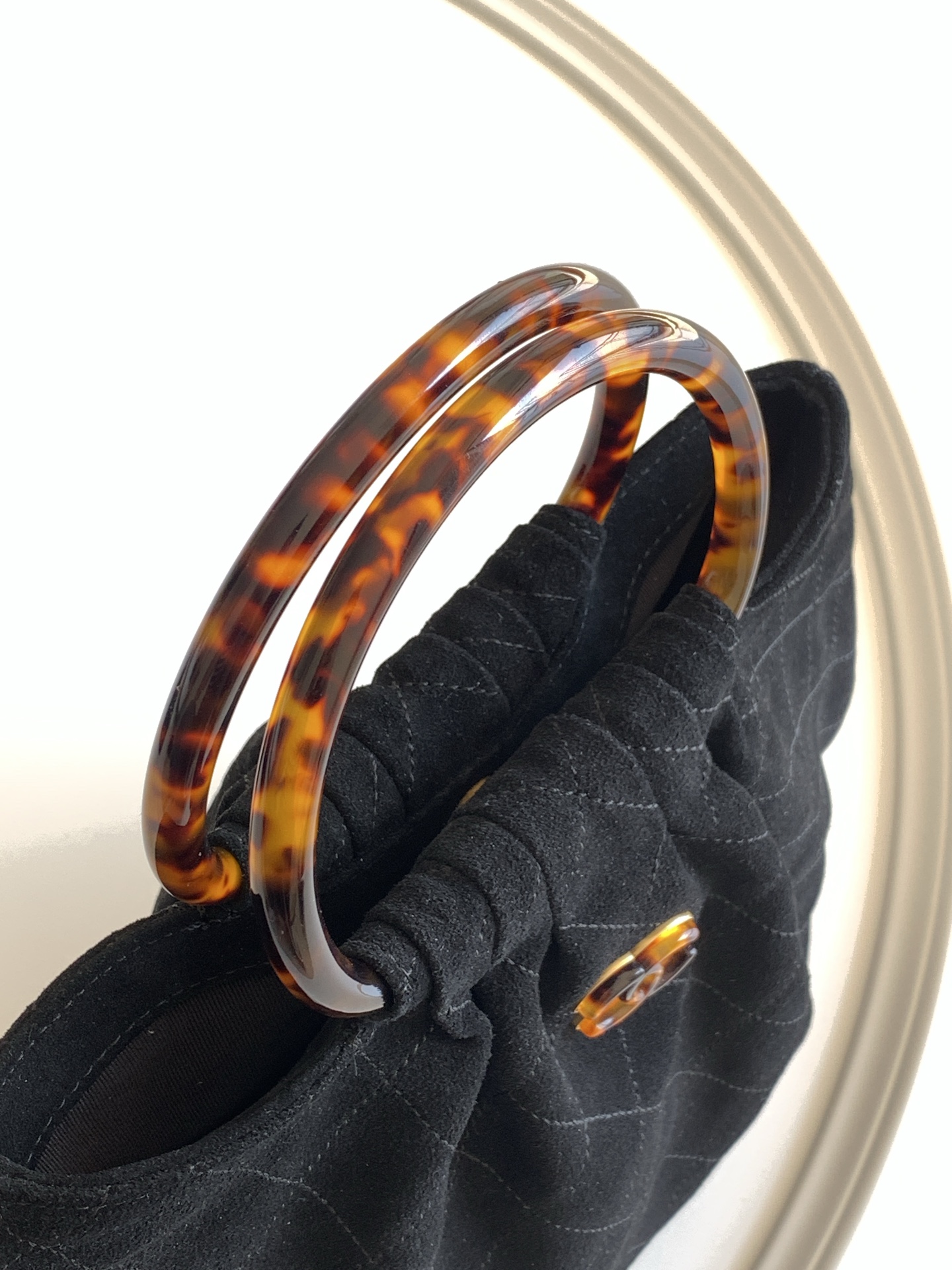 Chanel Basic Bag L-s