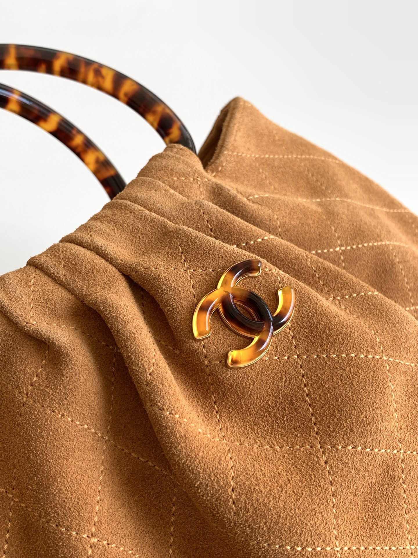 Chanel Basic Bag L-s