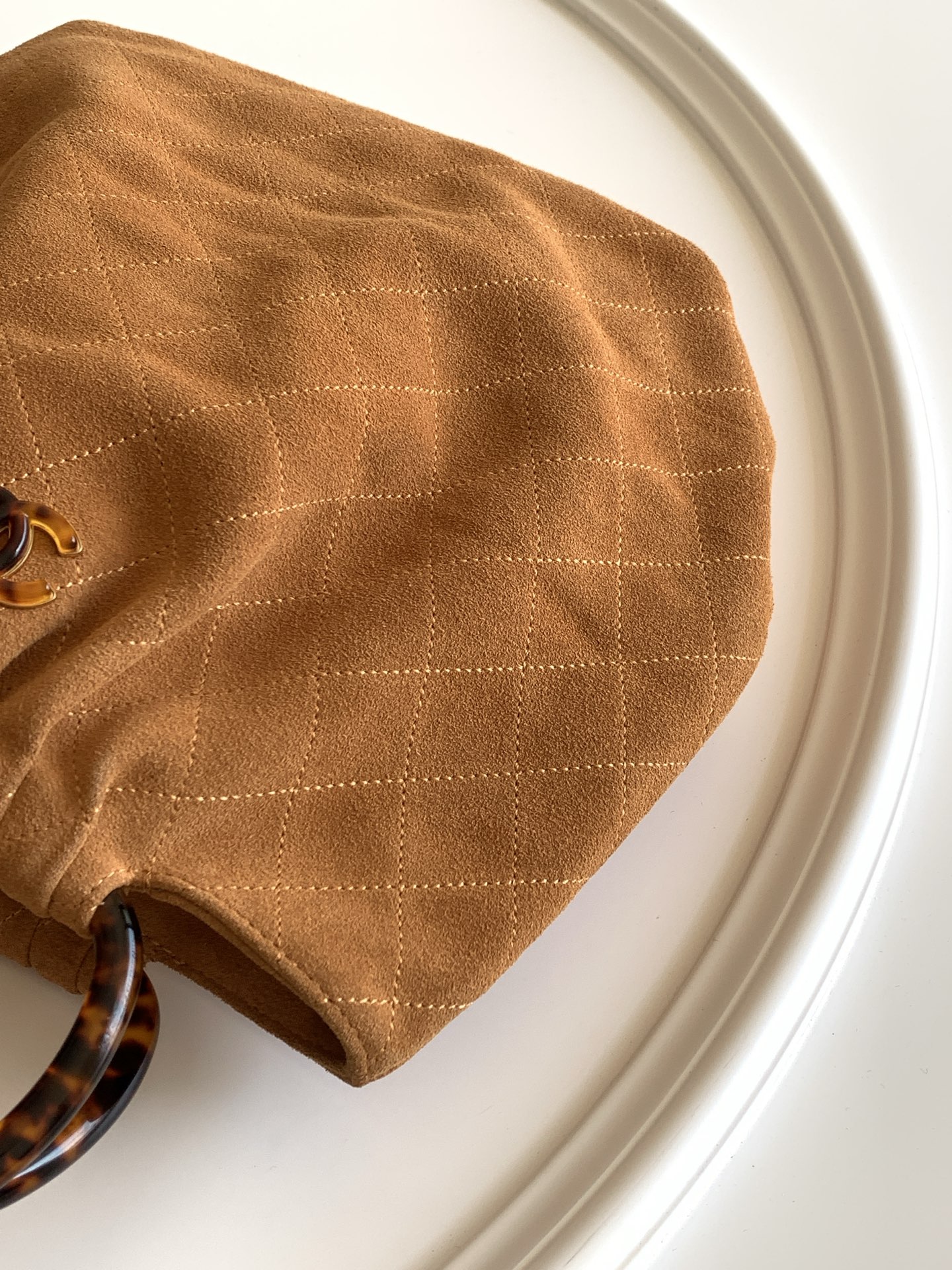 Chanel Basic Bag L-s