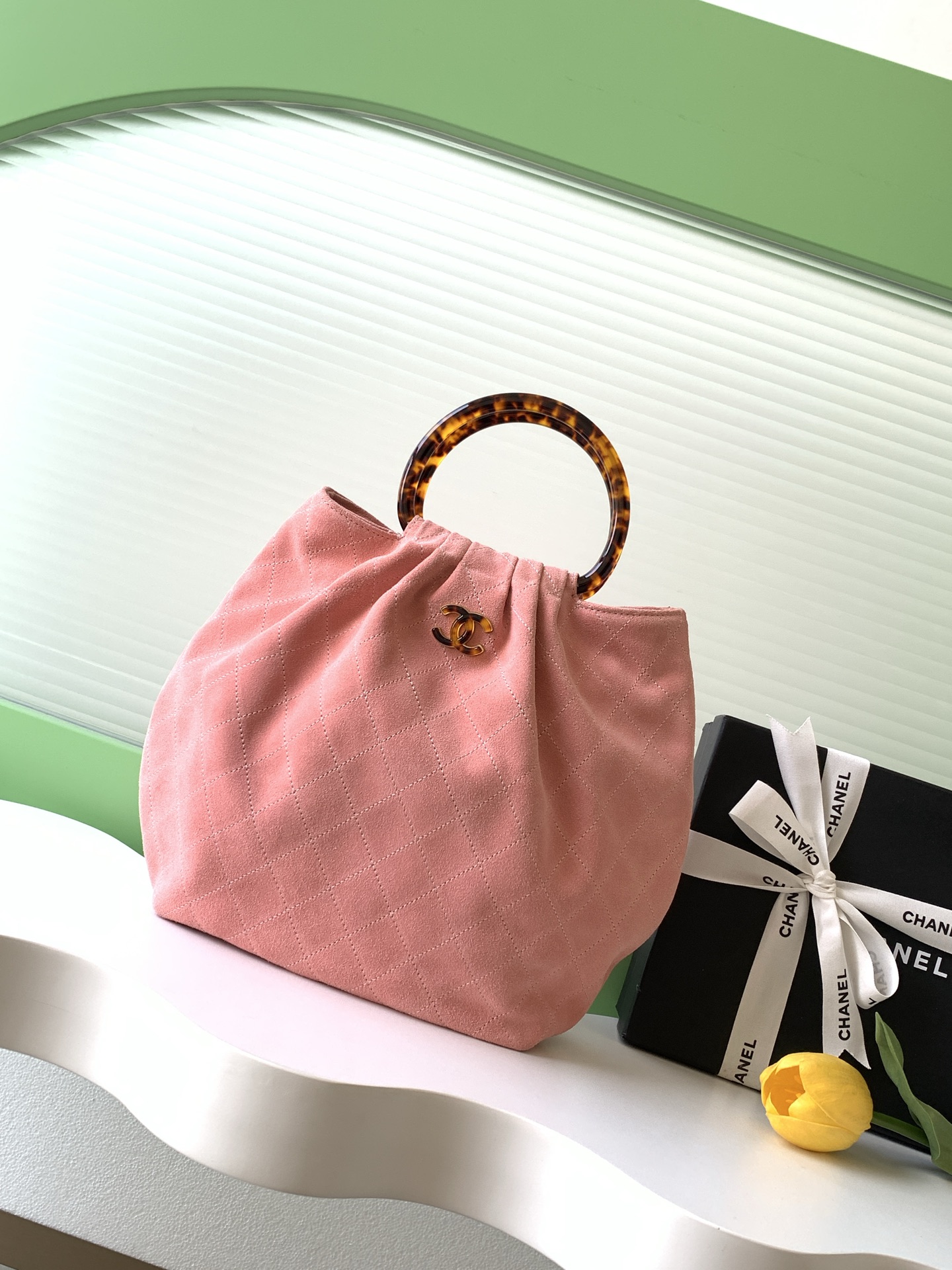 Chanel Basic Bag L-s