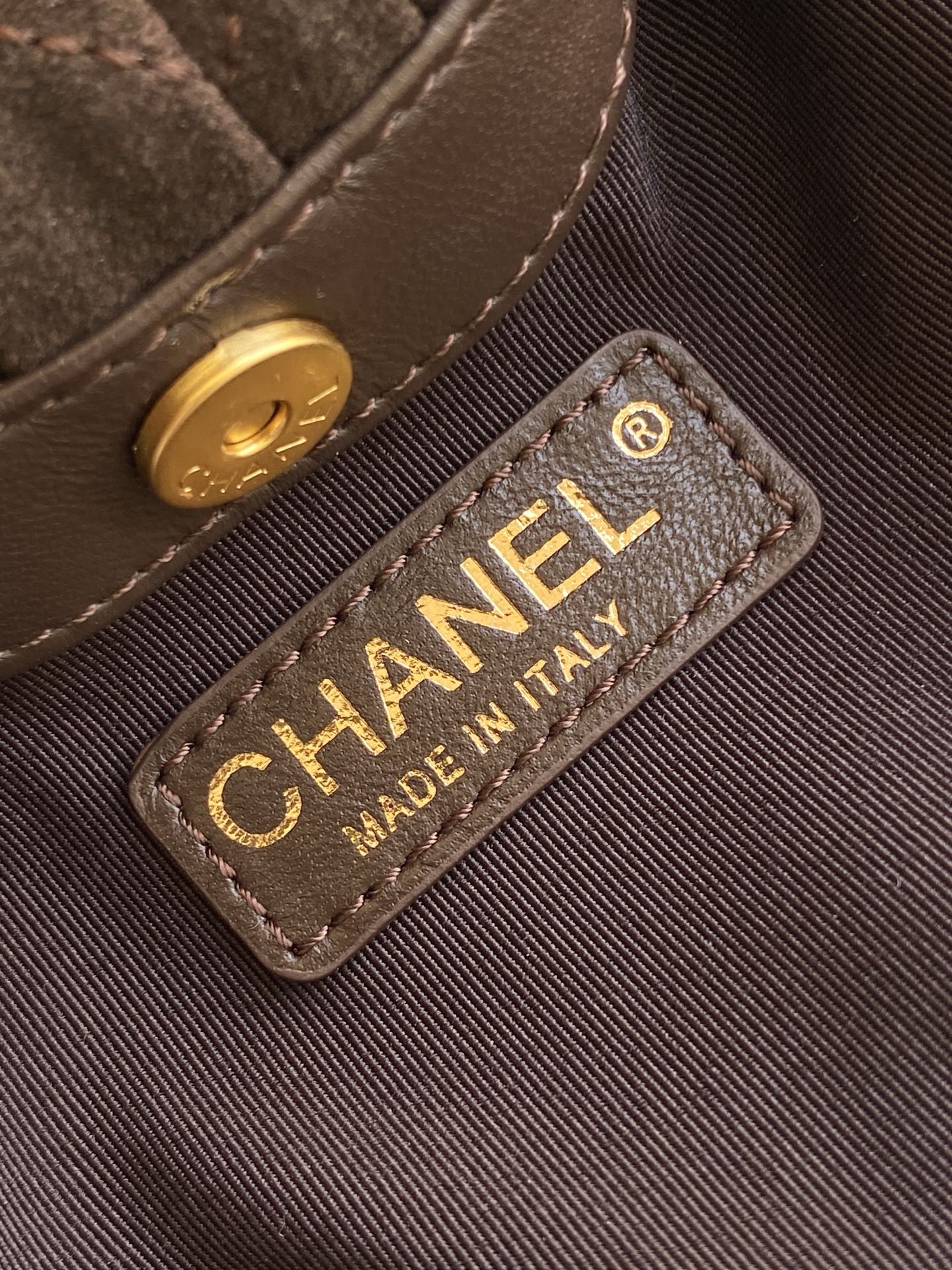 Chanel Basic Bag L-s