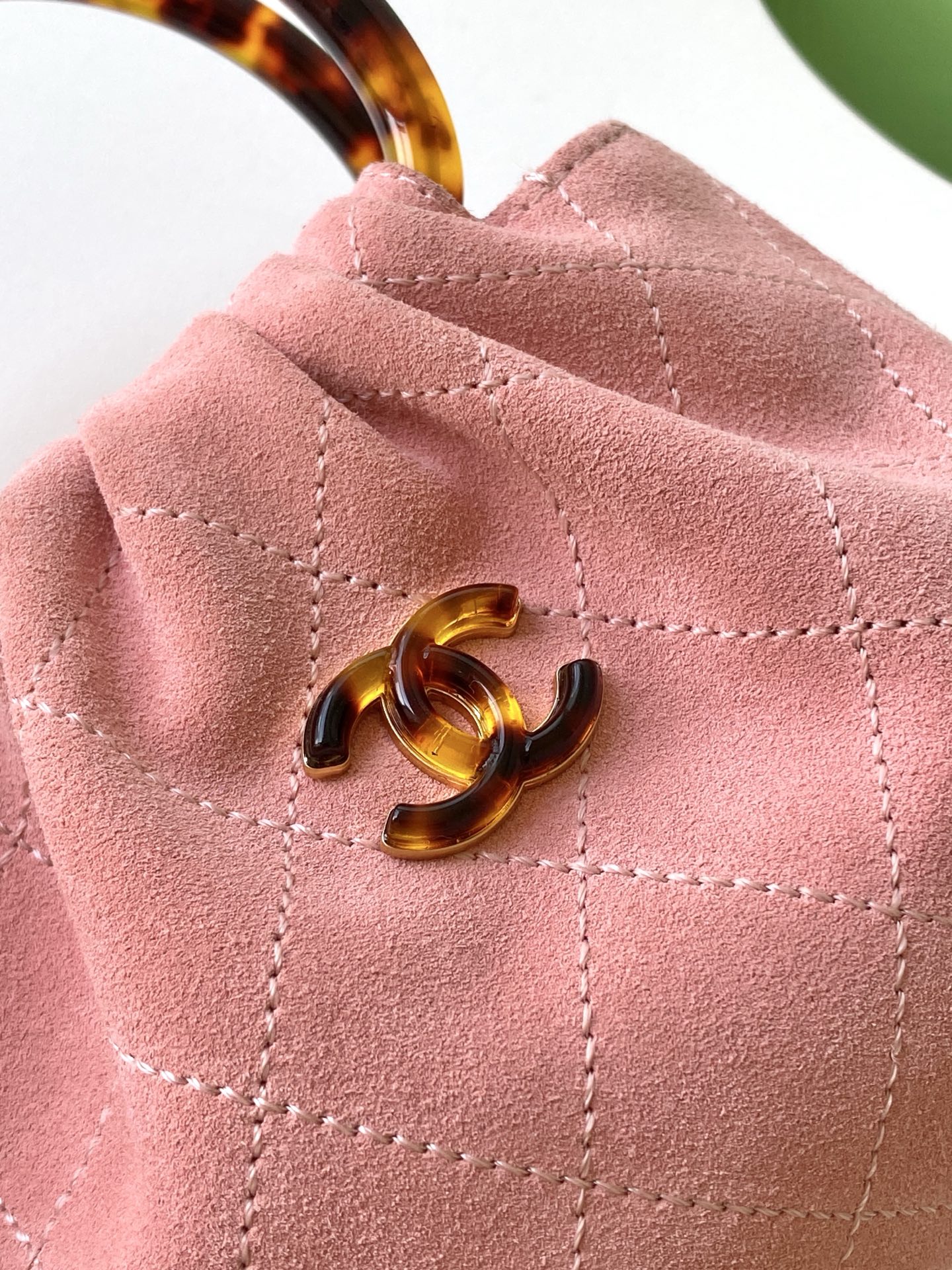 Chanel Basic Bag L-s