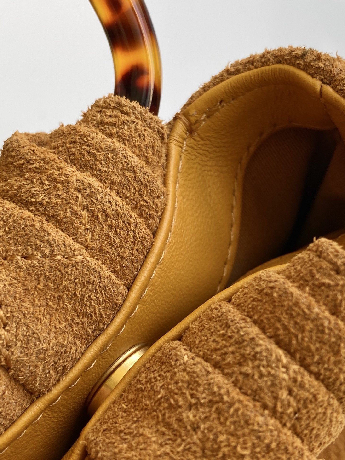 Chanel Basic Bag L-s