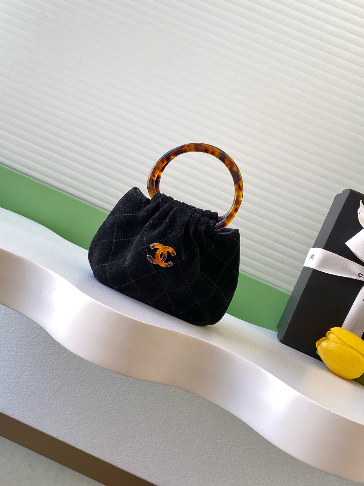 Chanel Basic Bag L-s