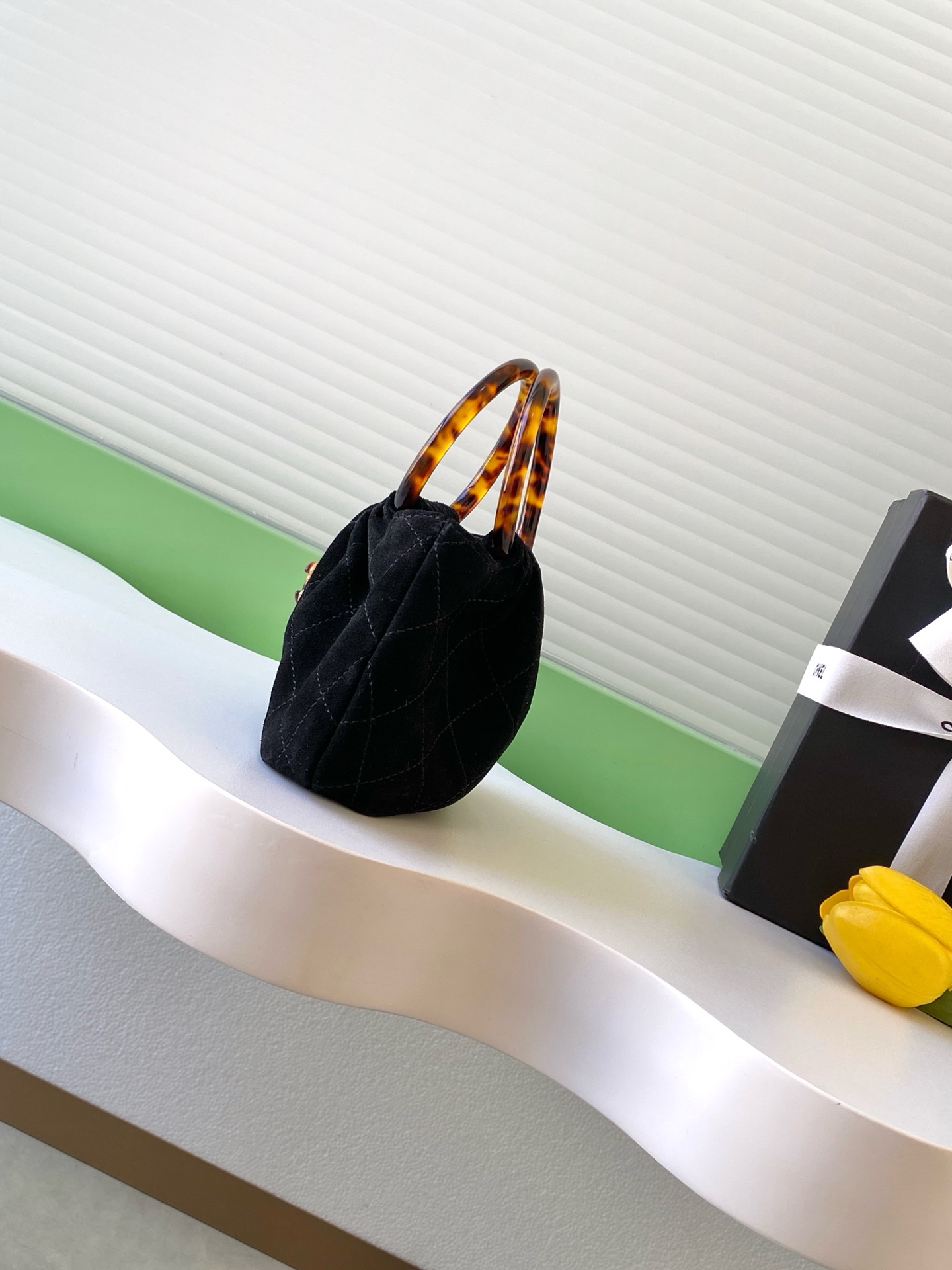 Chanel Basic Bag L-s