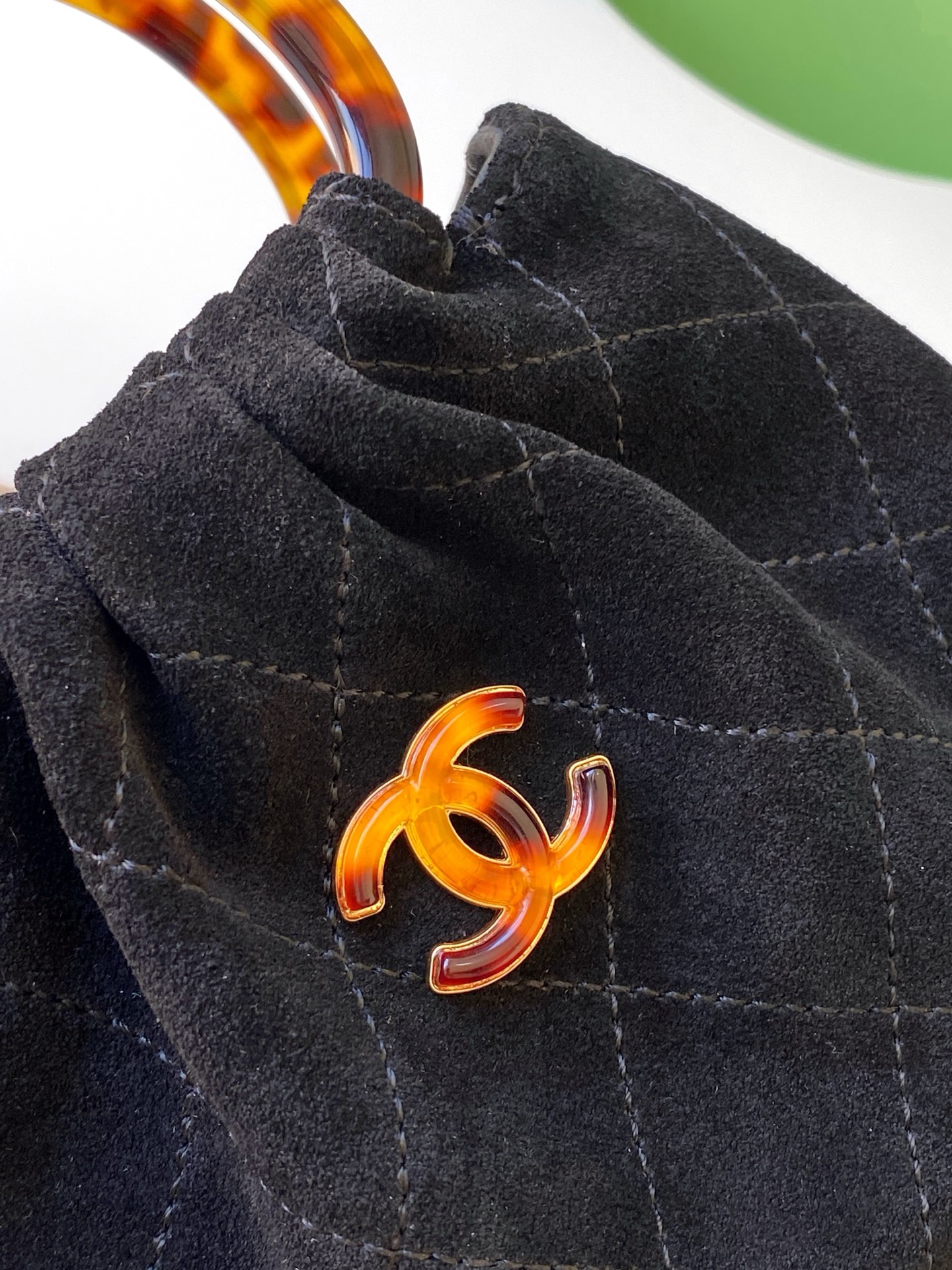 Chanel Basic Bag L-s