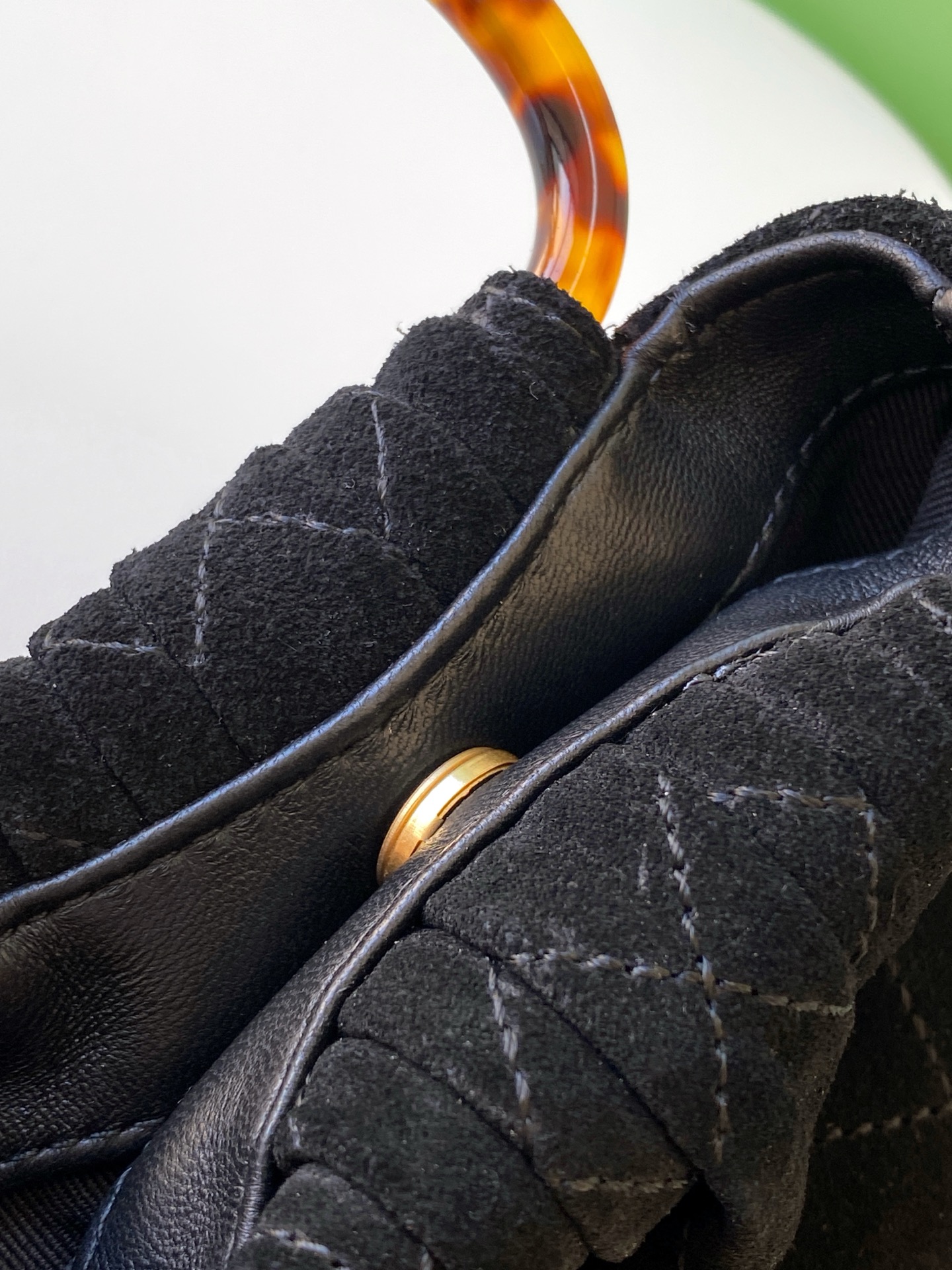 Chanel Basic Bag L-s