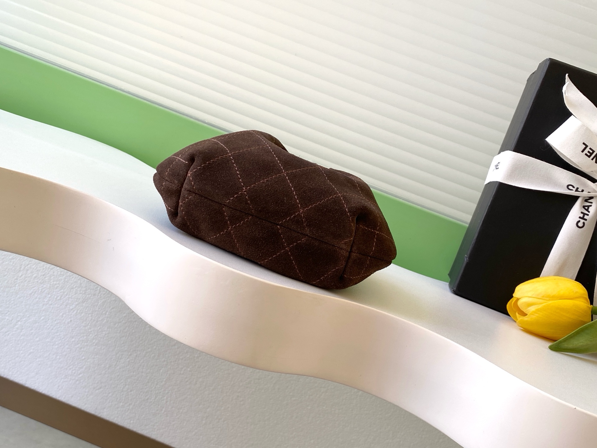 Chanel Basic Bag L-s