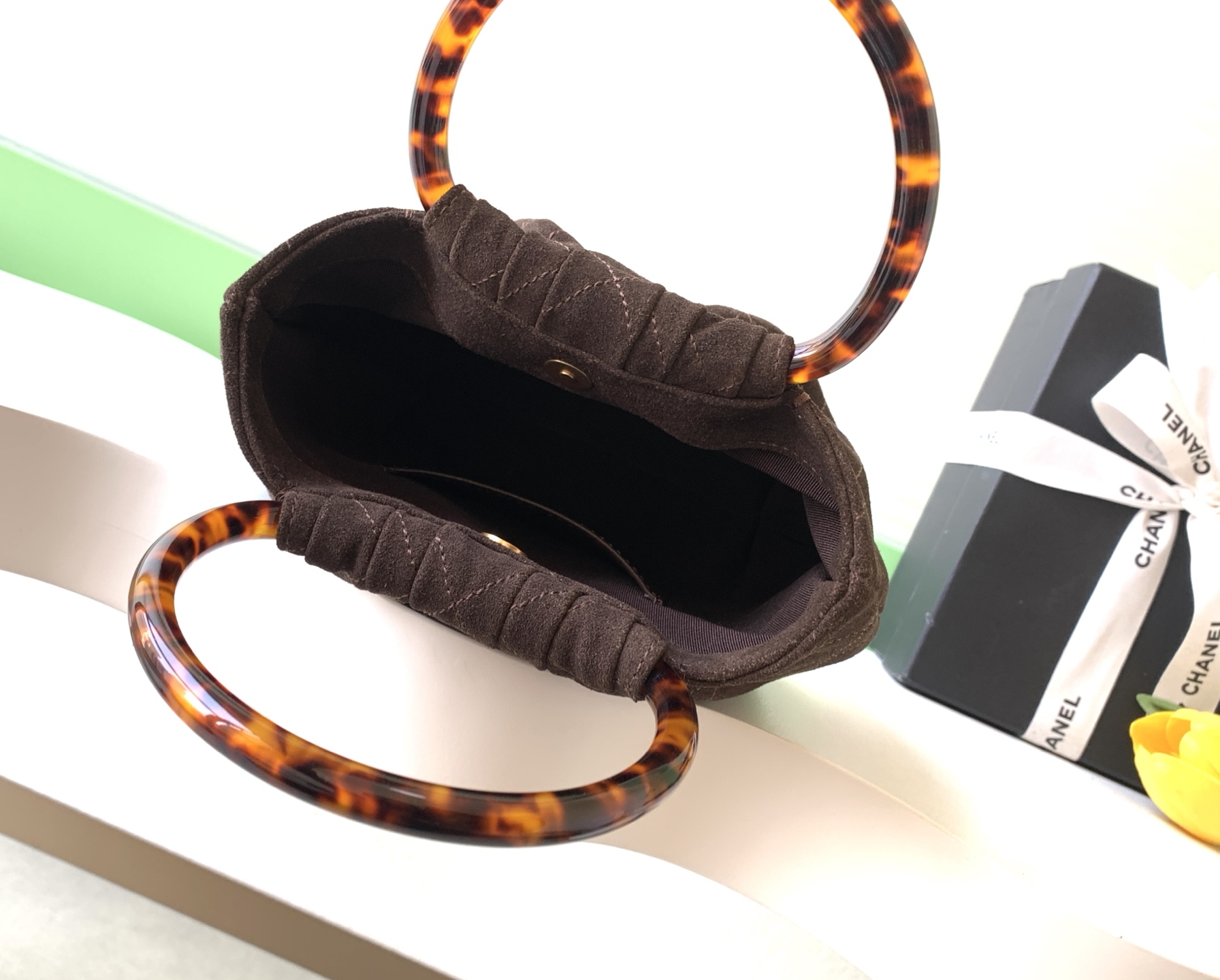 Chanel Basic Bag L-s