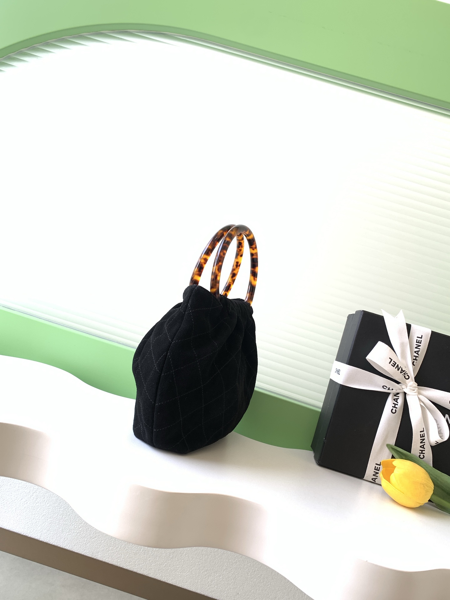 Chanel Basic Bag L-s