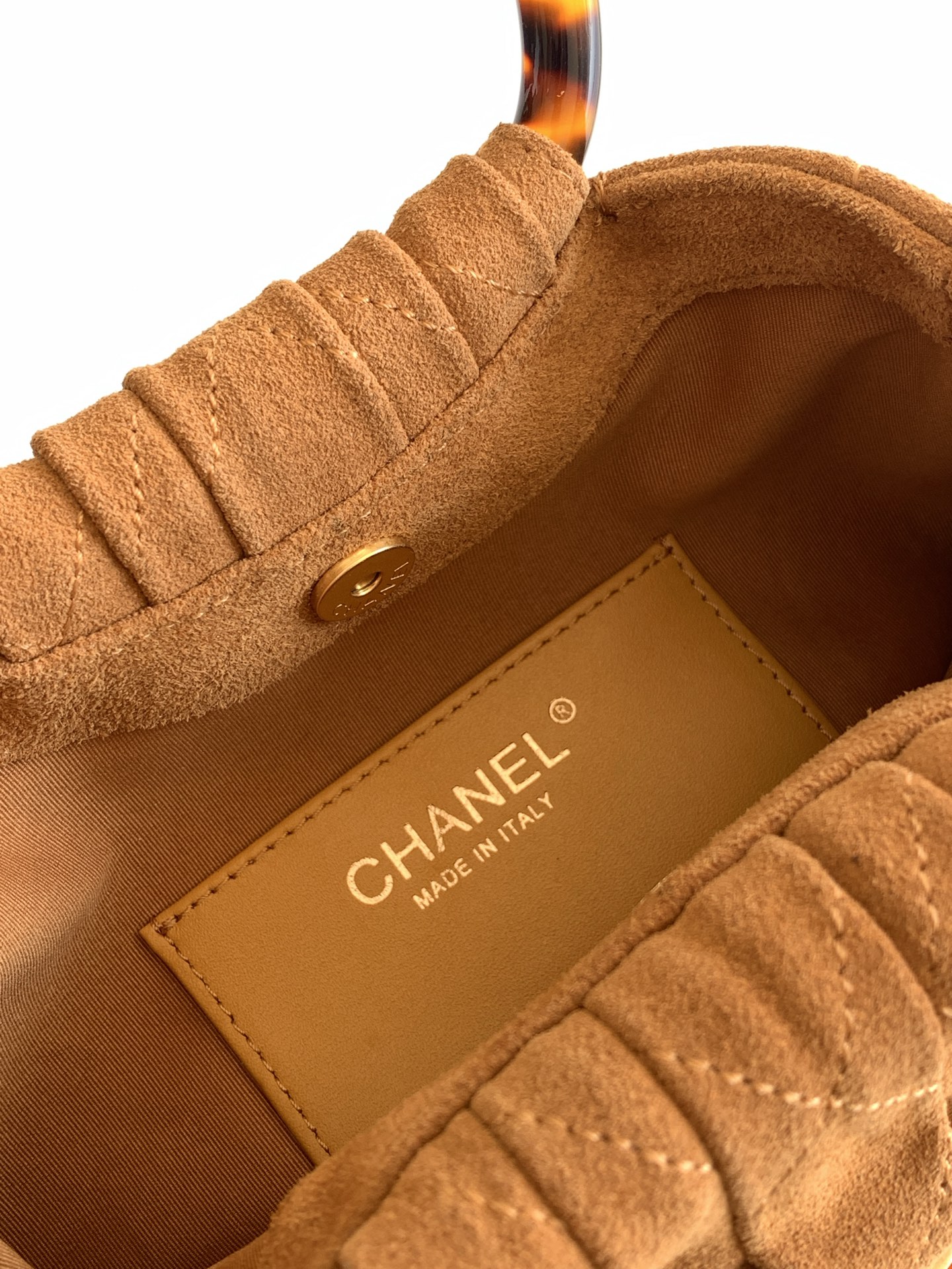 Chanel Basic Bag L-s