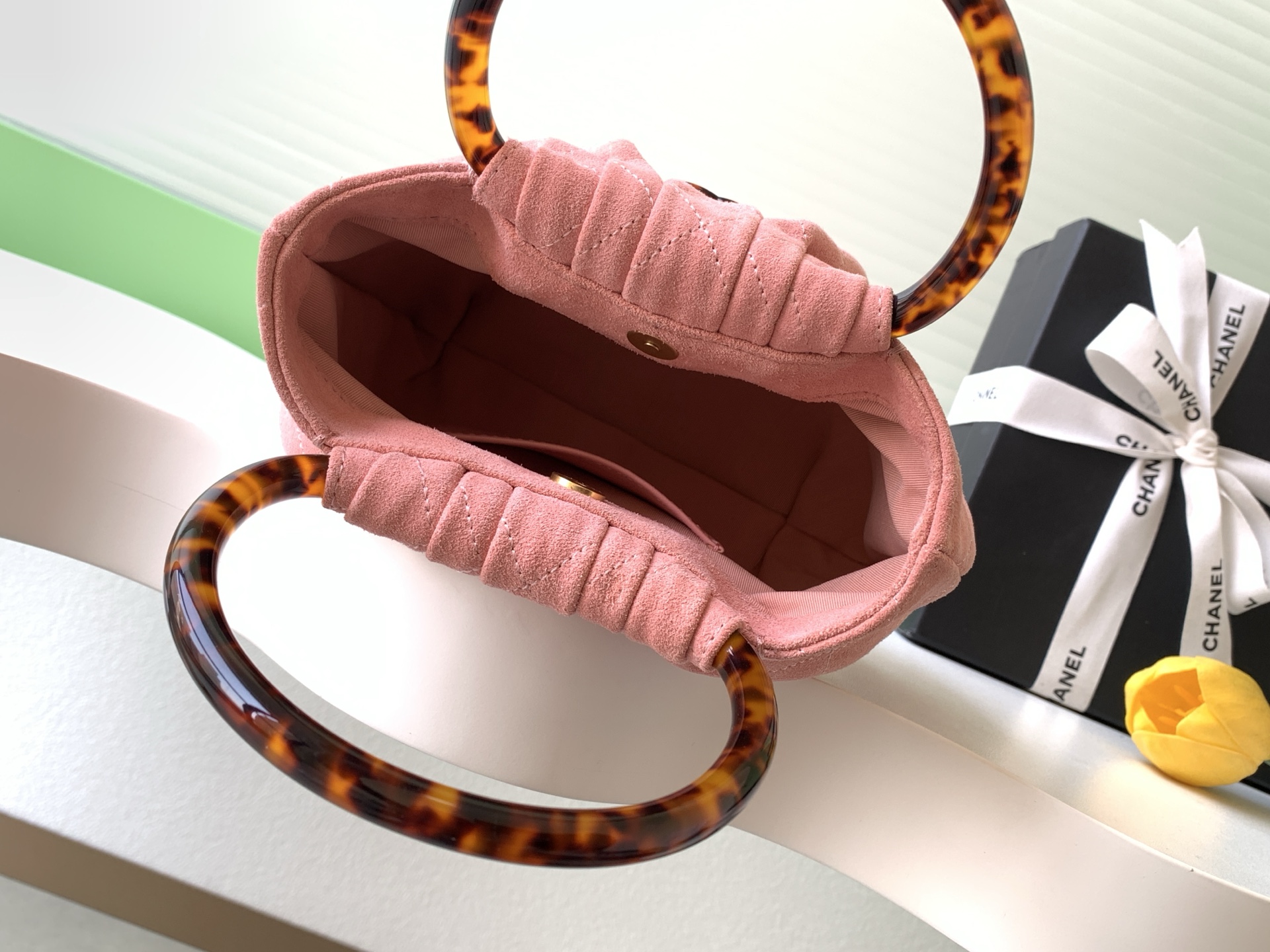 Chanel Basic Bag L-s