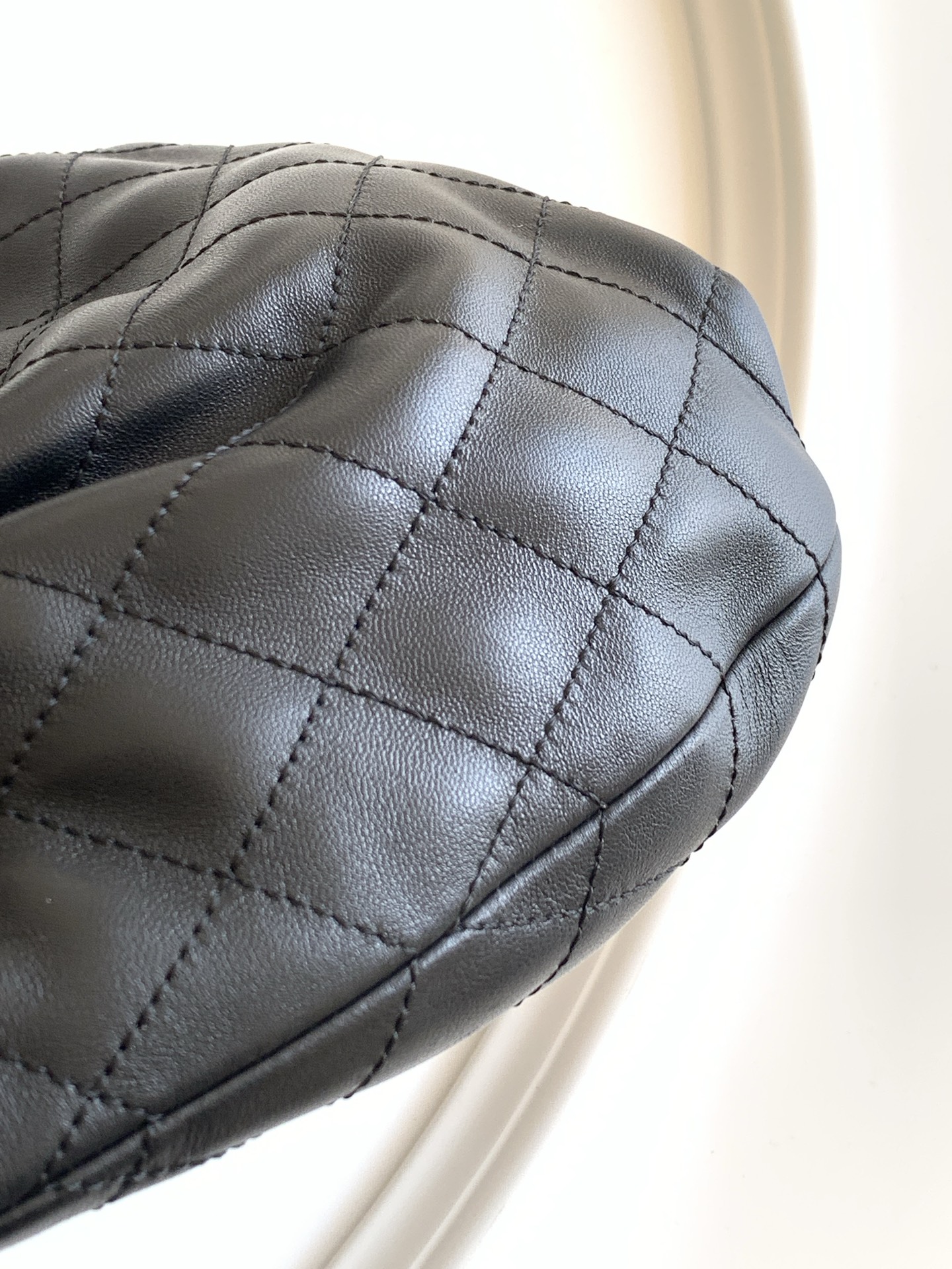 Chanel Basic Bag Sheepskin L-s