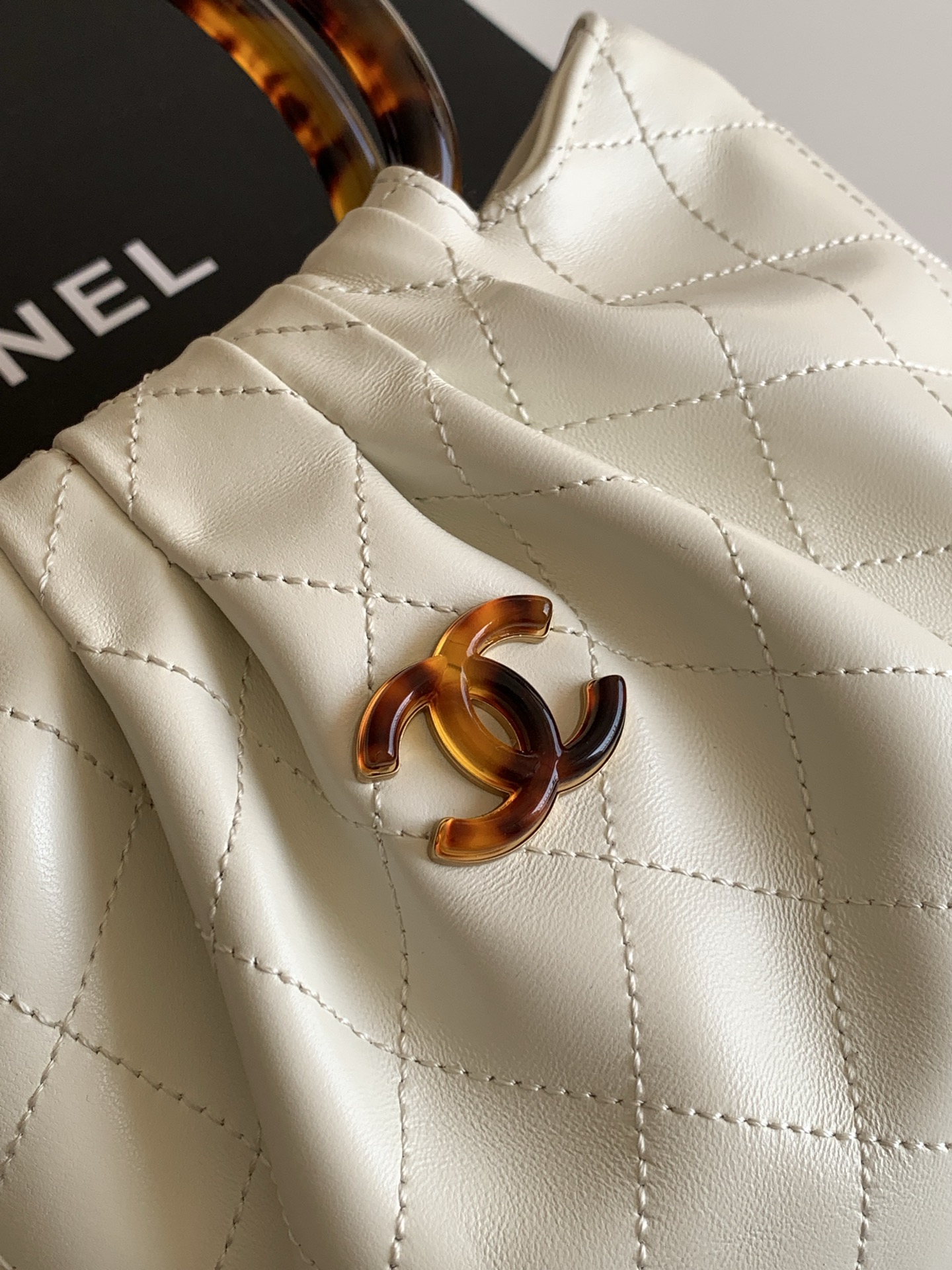 Chanel Basic Bag Sheepskin L-s