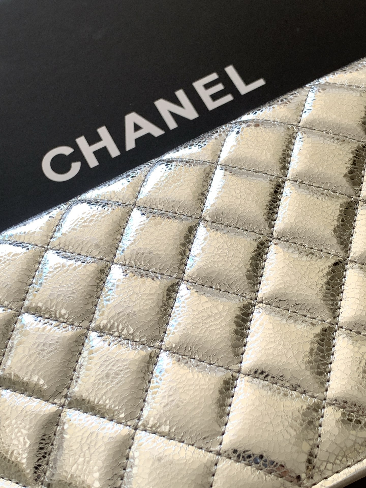Chanel Basic Bag Sheepskin Gold L-s