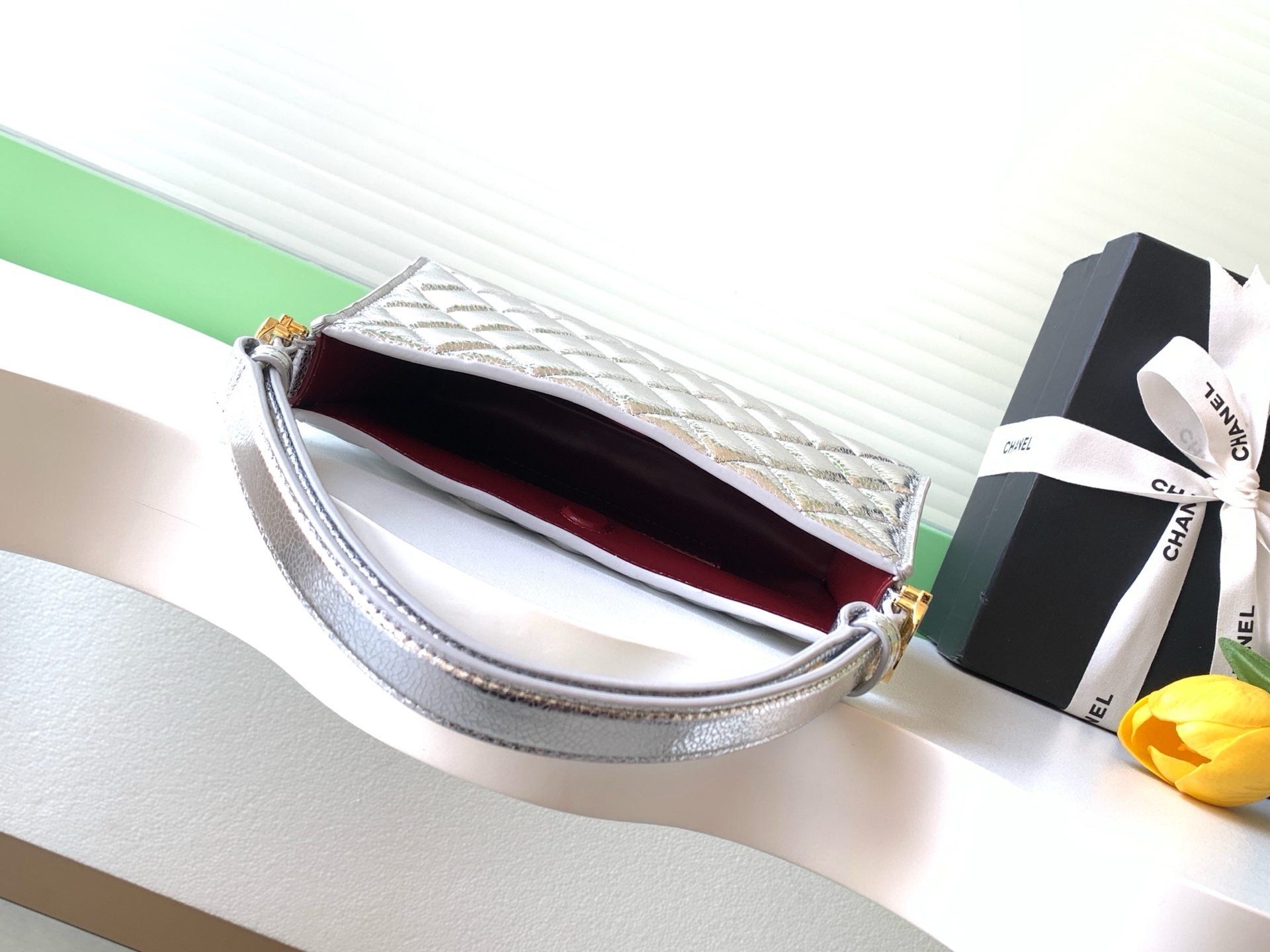 Chanel Basic Bag Sheepskin Gold L-s