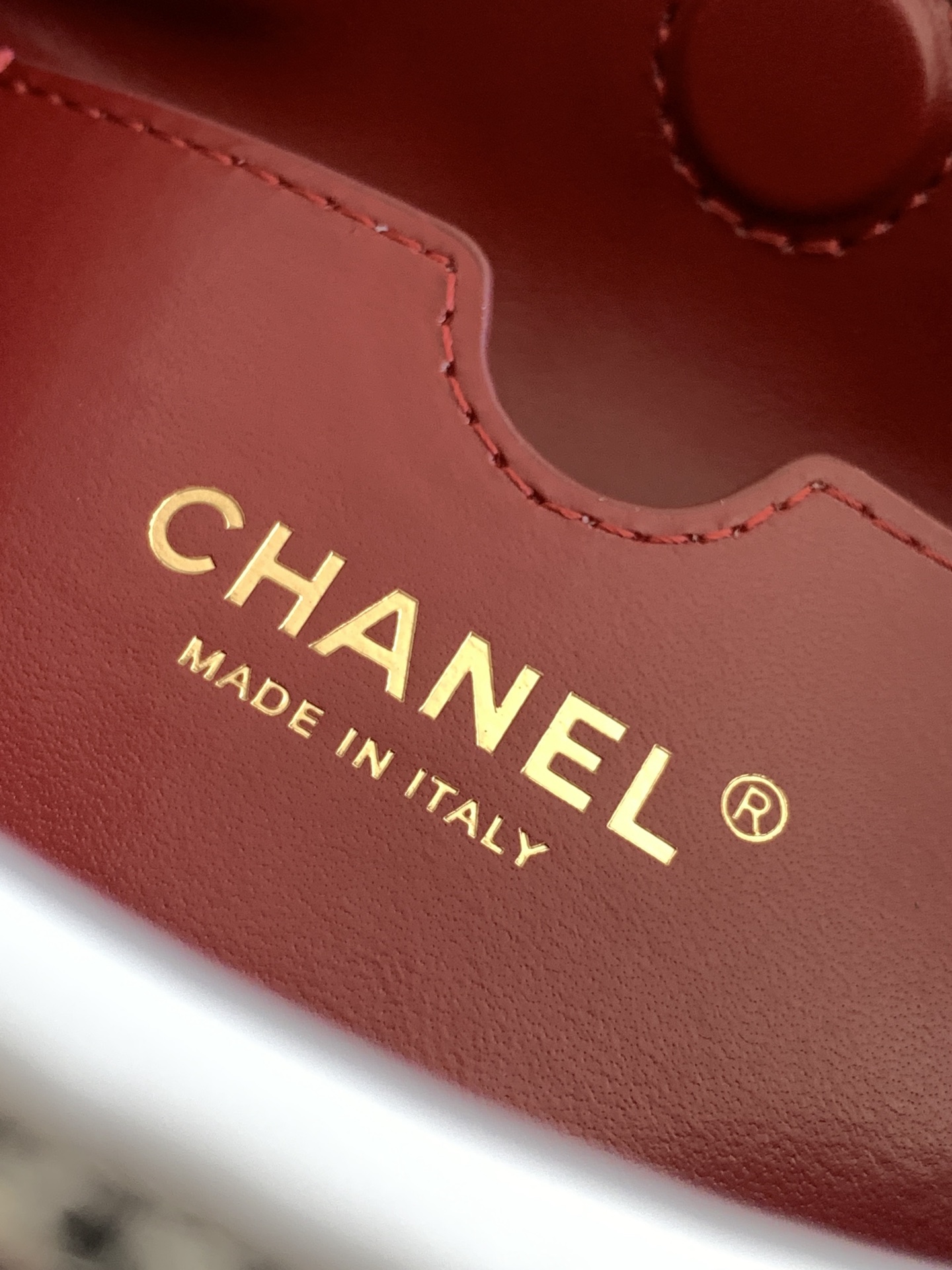 Chanel Basic Bag Sheepskin Gold L-s