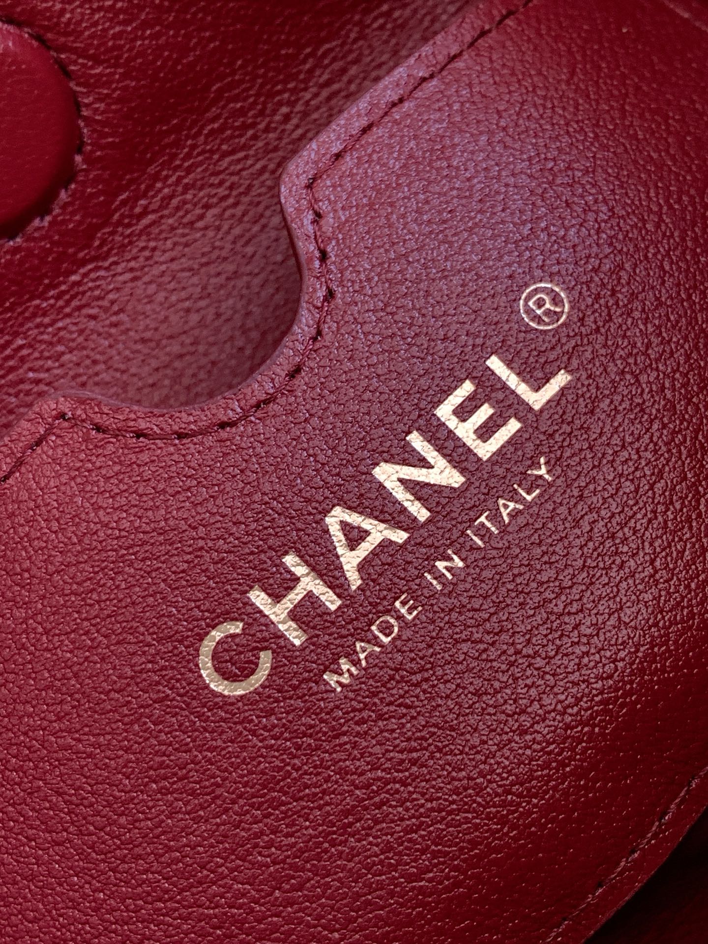 Chanel Basic Bag Sheepskin Gold L-s