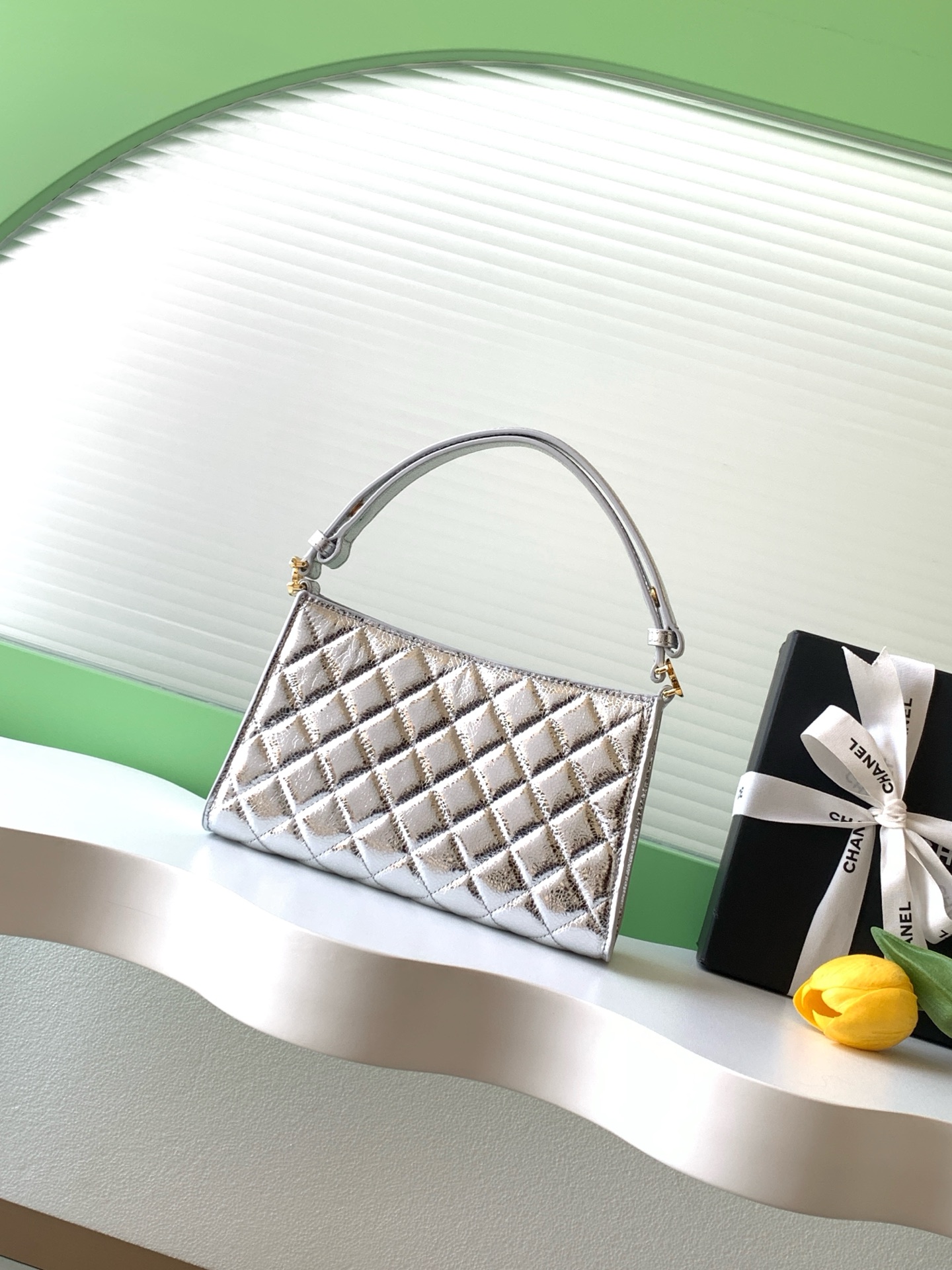 Chanel Basic Bag Sheepskin Gold L-s