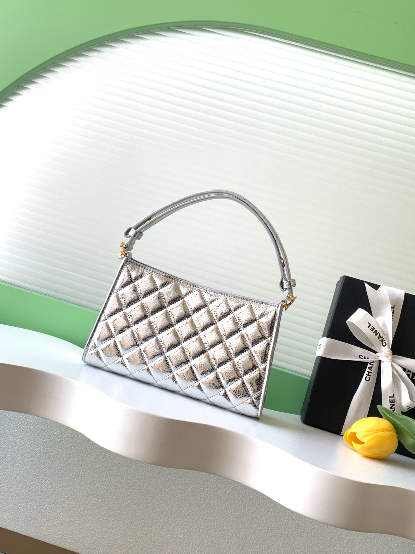 Chanel Basic Bag Sheepskin Gold L-s