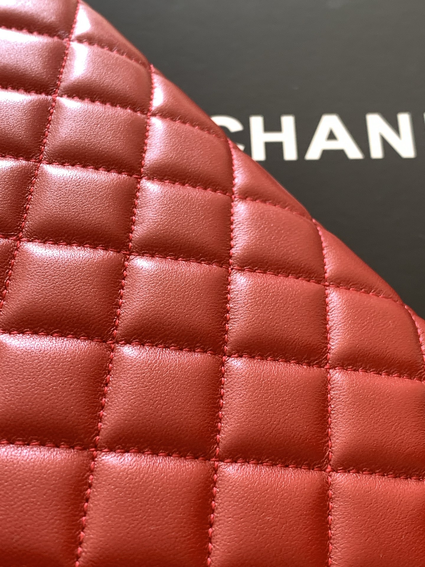 Chanel Basic Bag Sheepskin Gold L-s