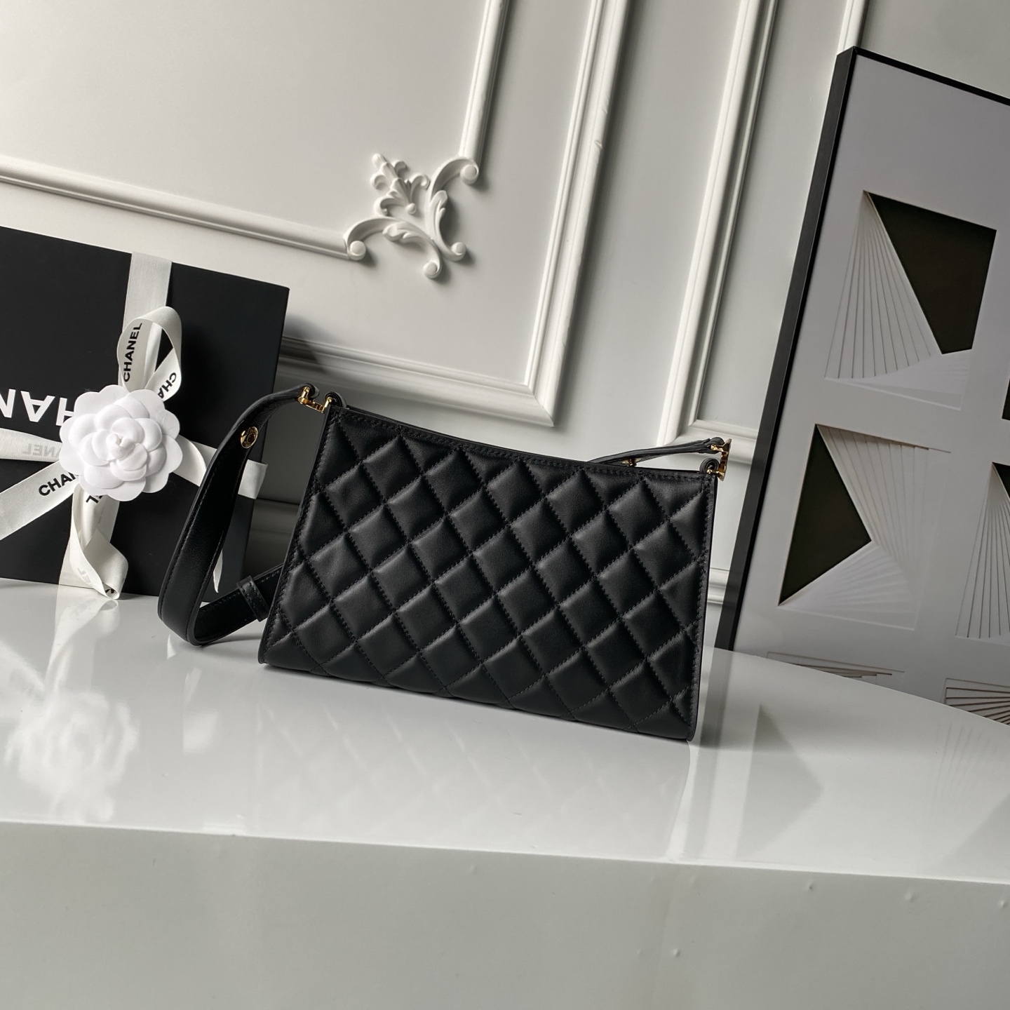 Chanel Basic Bag Sheepskin Red 22cm-l-s