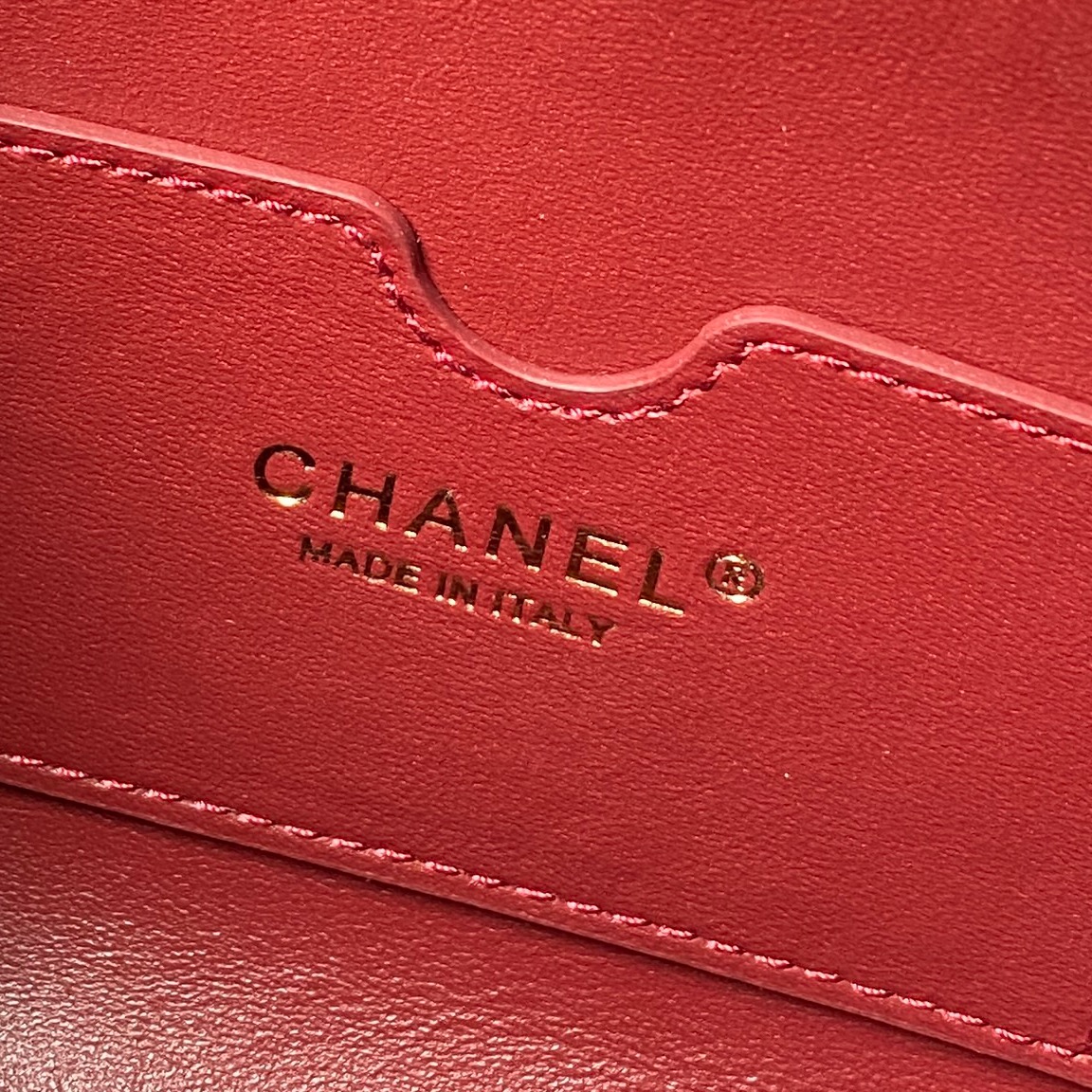 Chanel Basic Bag Sheepskin Red 22cm-l-s