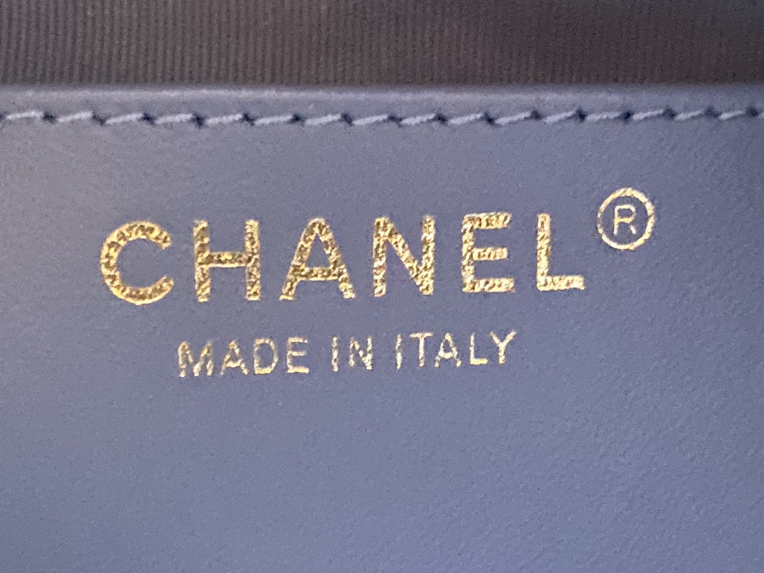 Chanel Basic Bag L-s