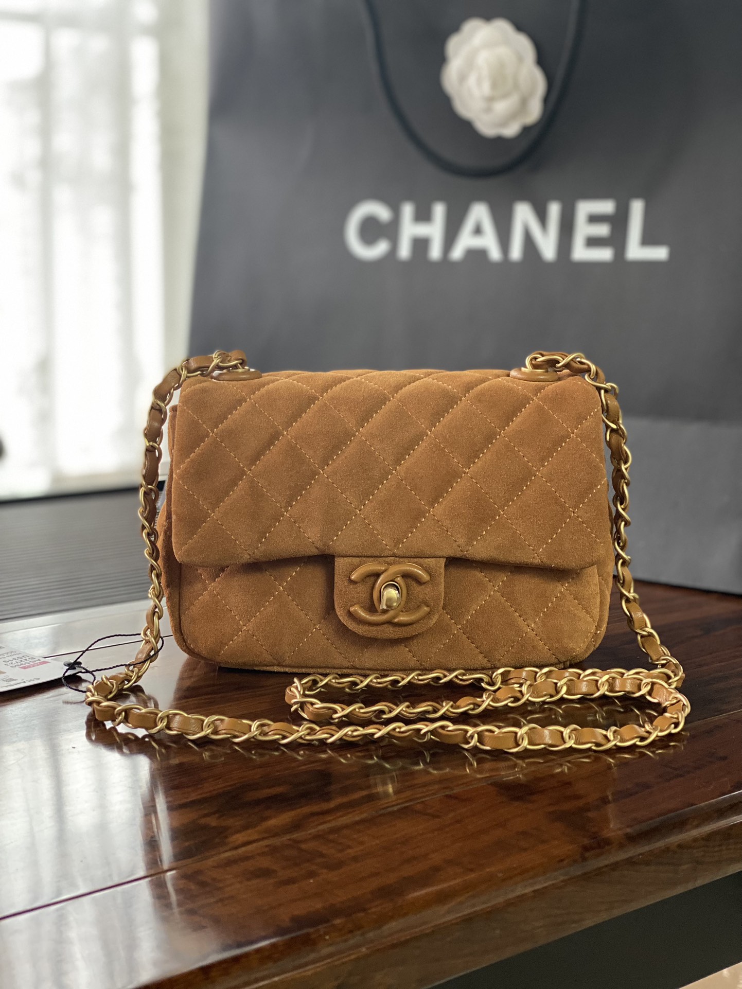 Chanel Basic Bag L-s