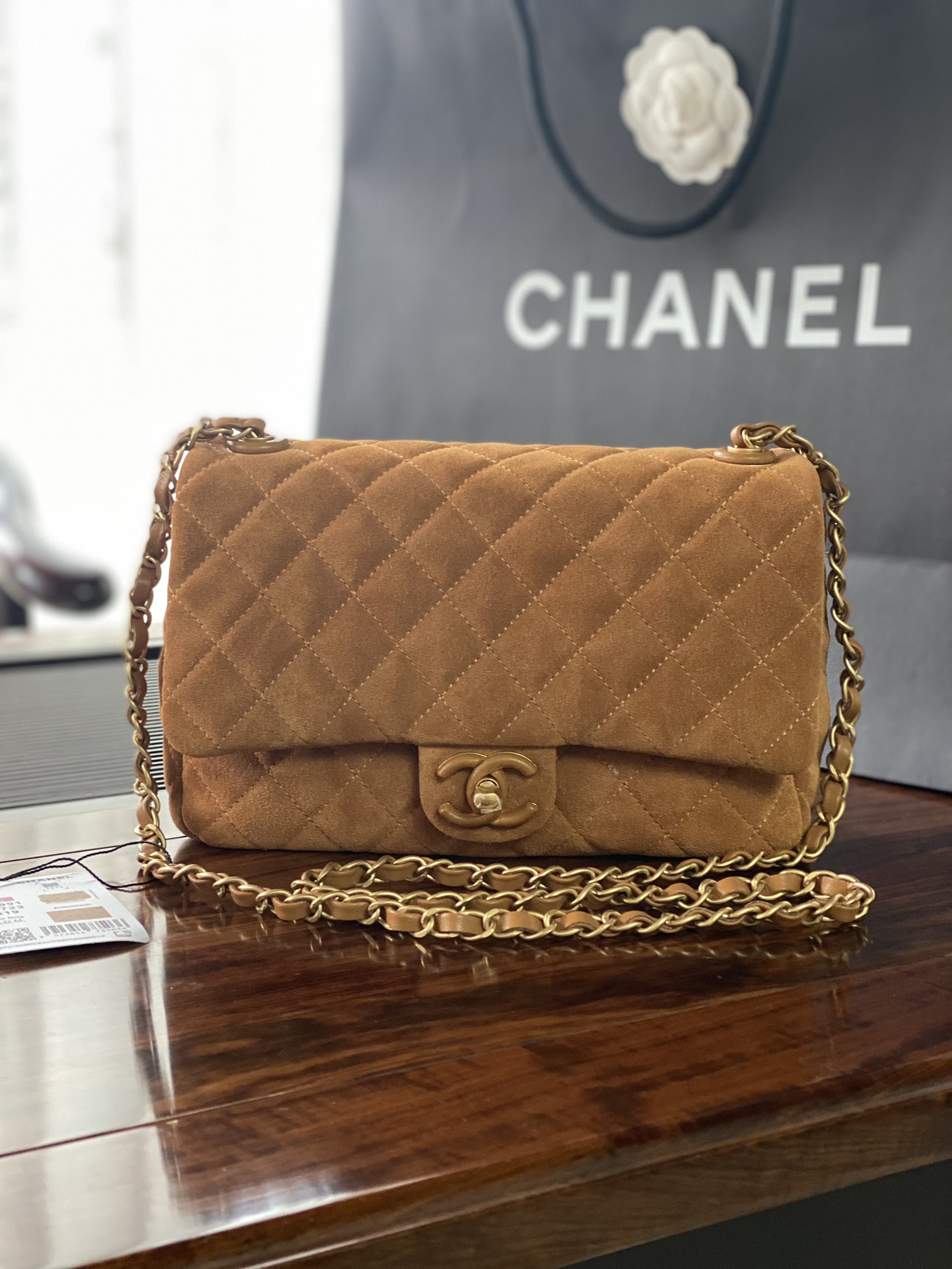 Chanel Basic Bag L-s