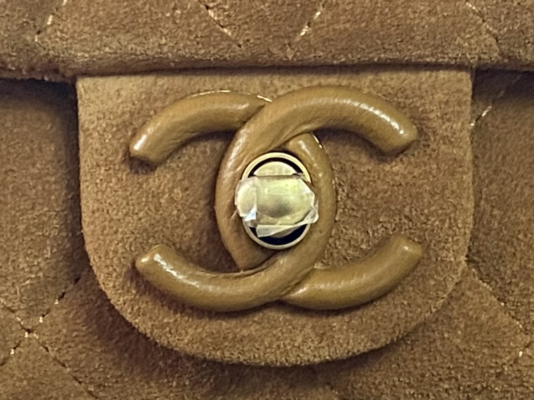 Chanel Basic Bag L-s