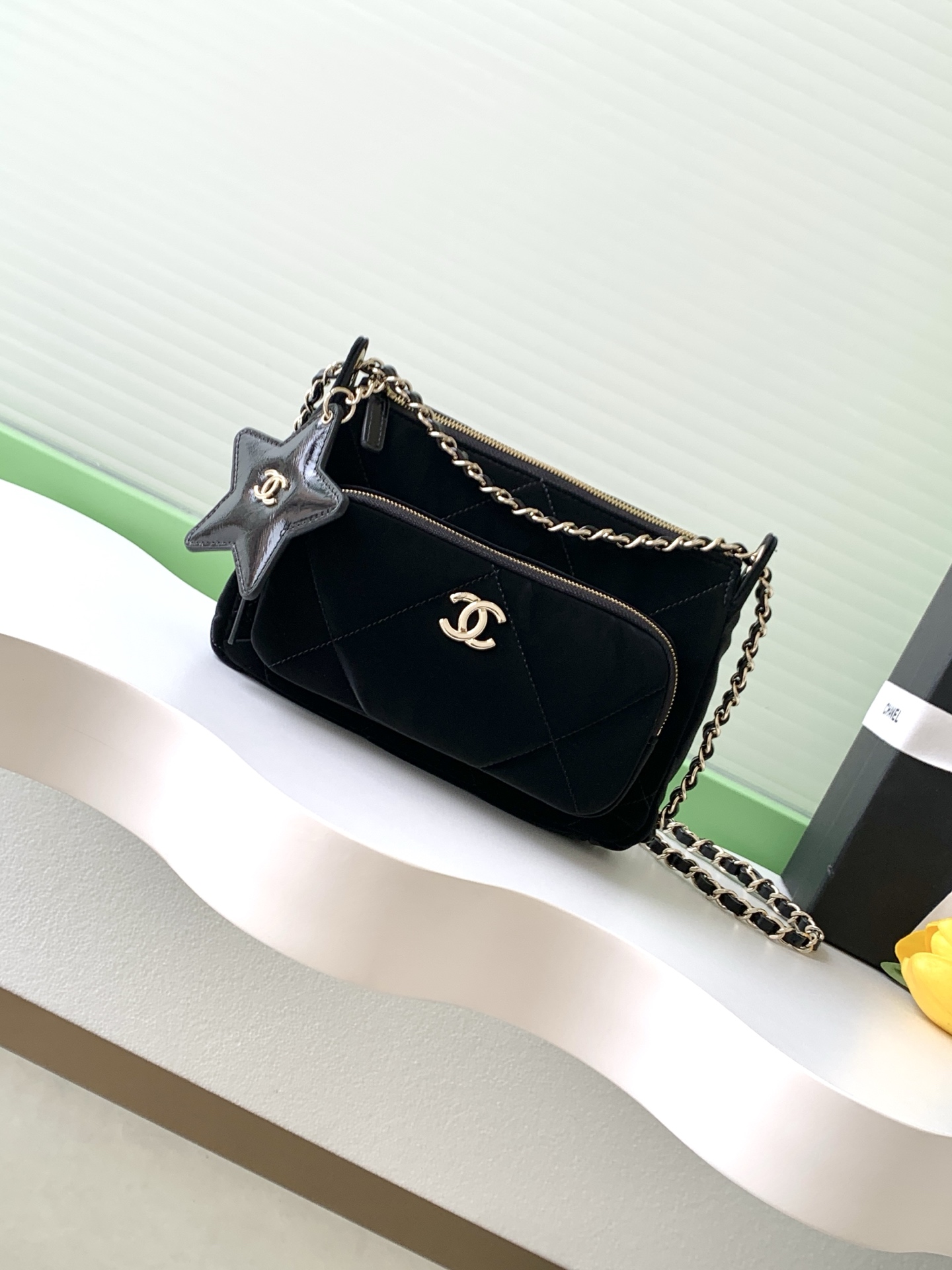 Chanel Basic Bag Black L-s