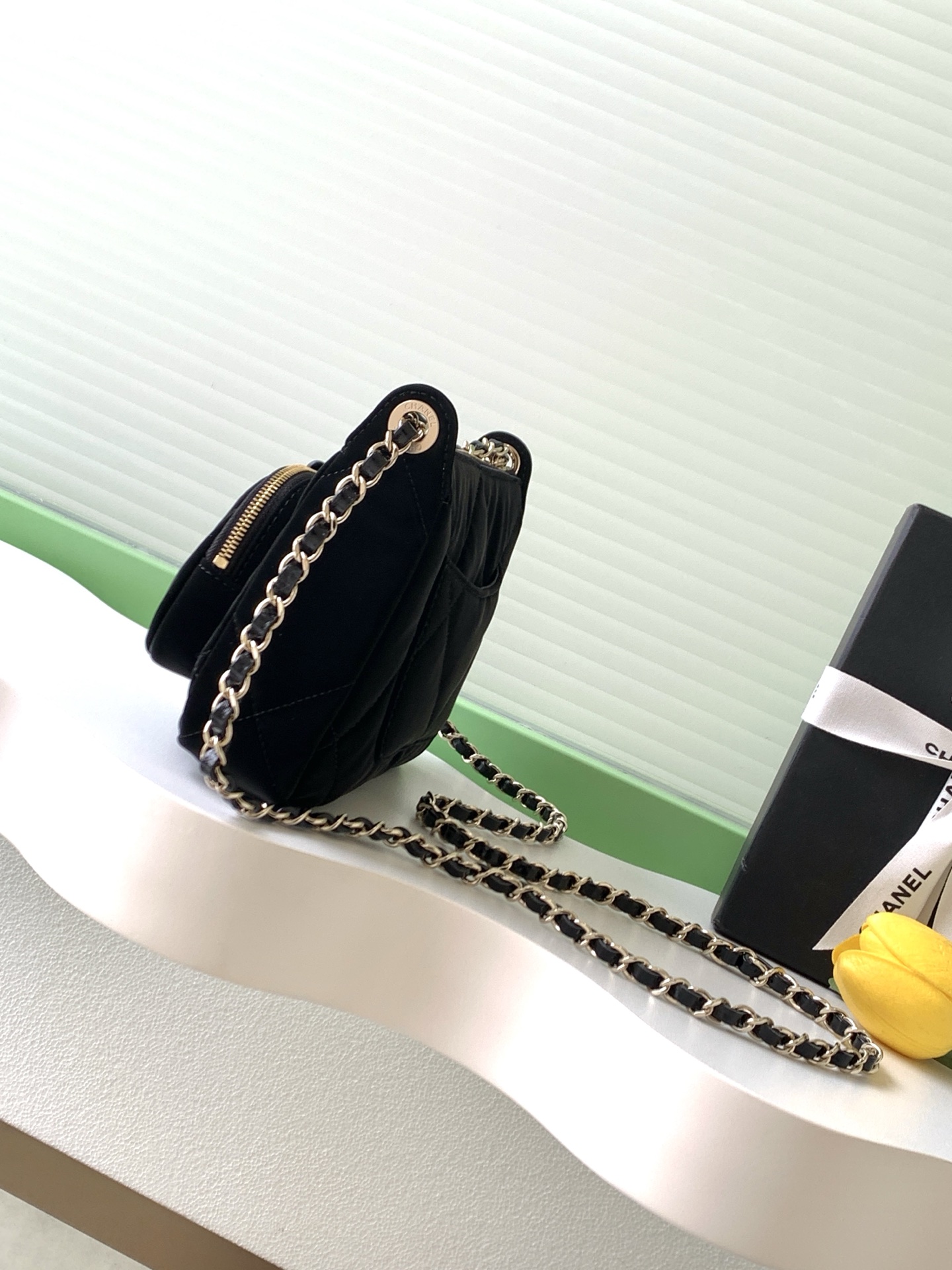 Chanel Basic Bag Black L-s