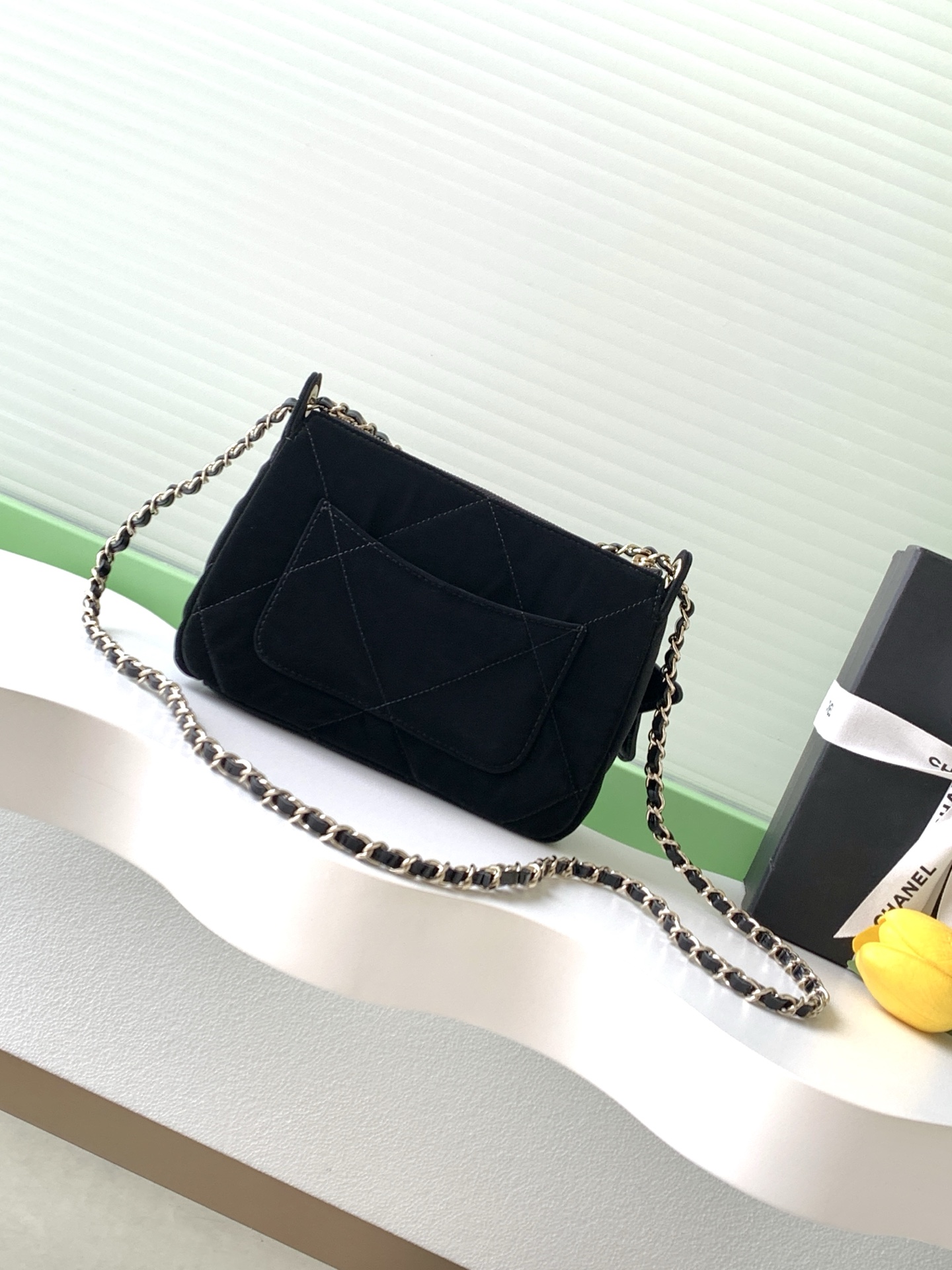 Chanel Basic Bag Black L-s