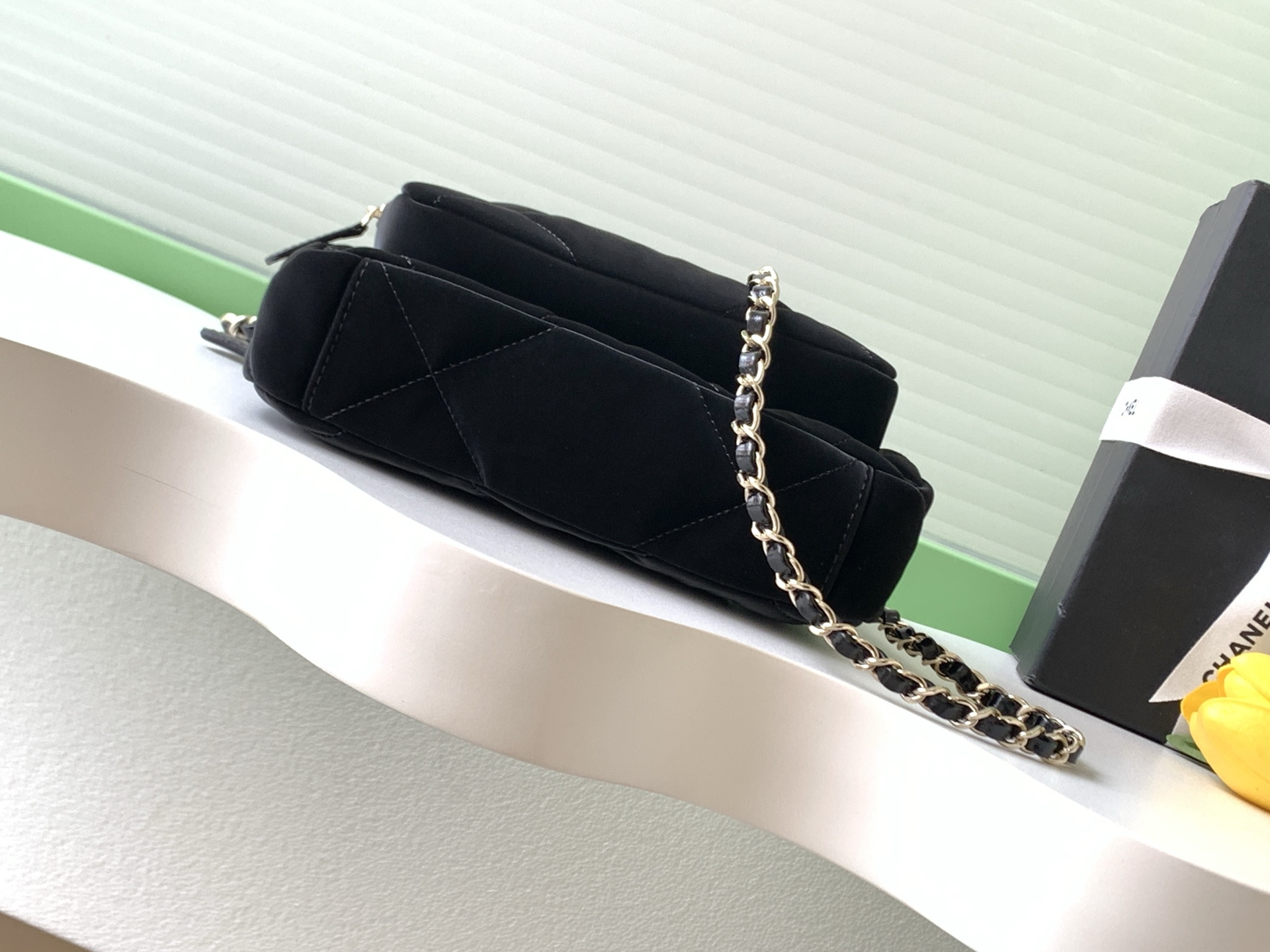 Chanel Basic Bag Black L-s