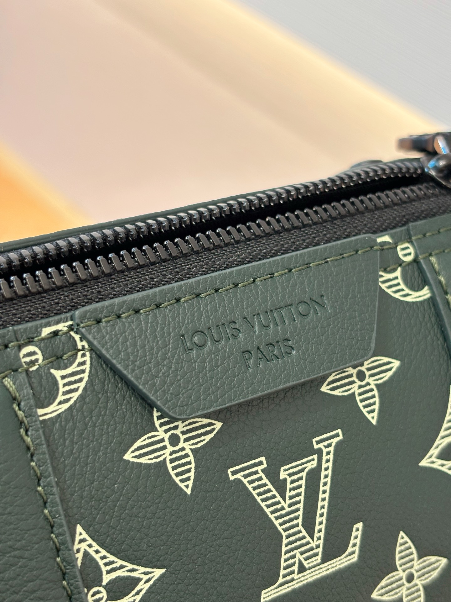 Louis Vuitton Basic Bag Cow Leather Green 15cm-m-l-s