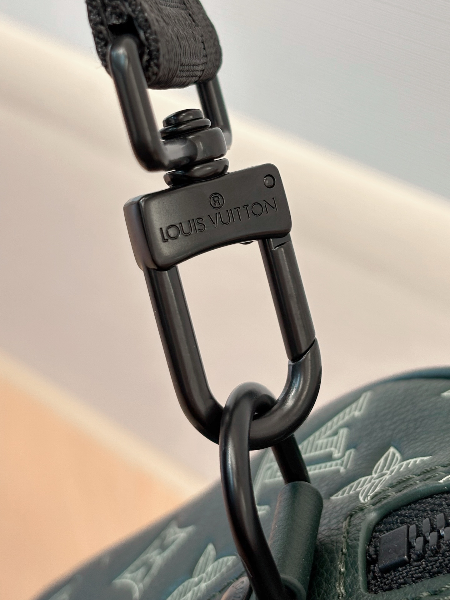 Louis Vuitton Basic Bag Cow Leather Green 15cm-m-l-s